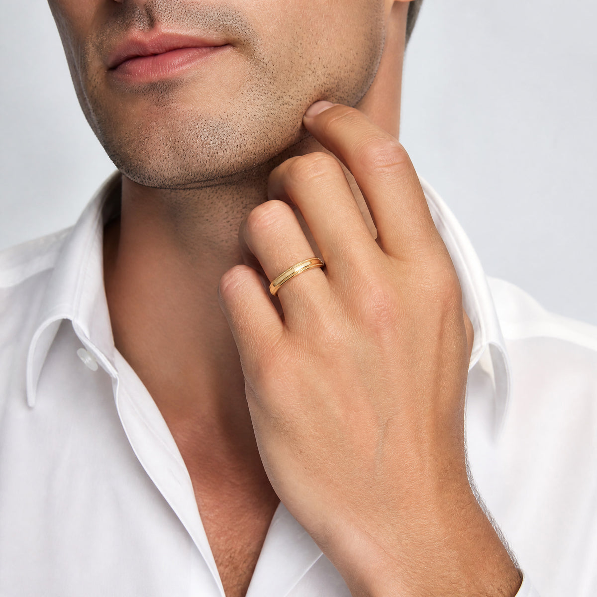 10KY 3mm LTW Milgrain Half Round Band Size 4 - Model Shot