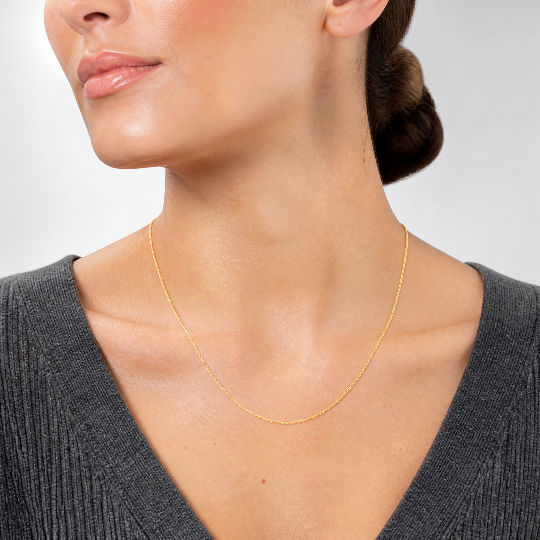 14K 1.15mm Carded Cable Rope Chain - Model Shot