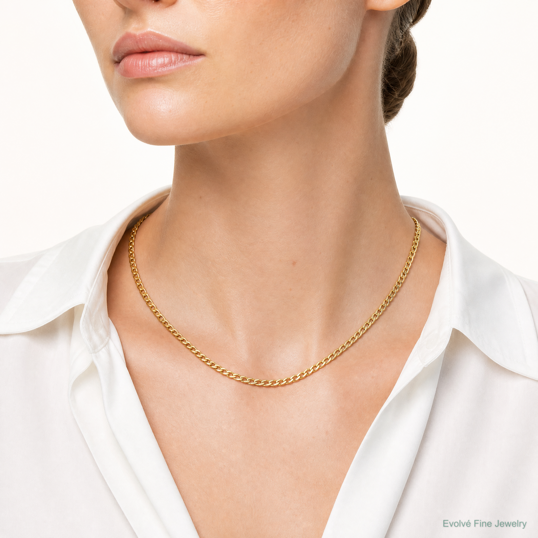14k 2.5mm Semi-Solid Curb Chain - Model Shot