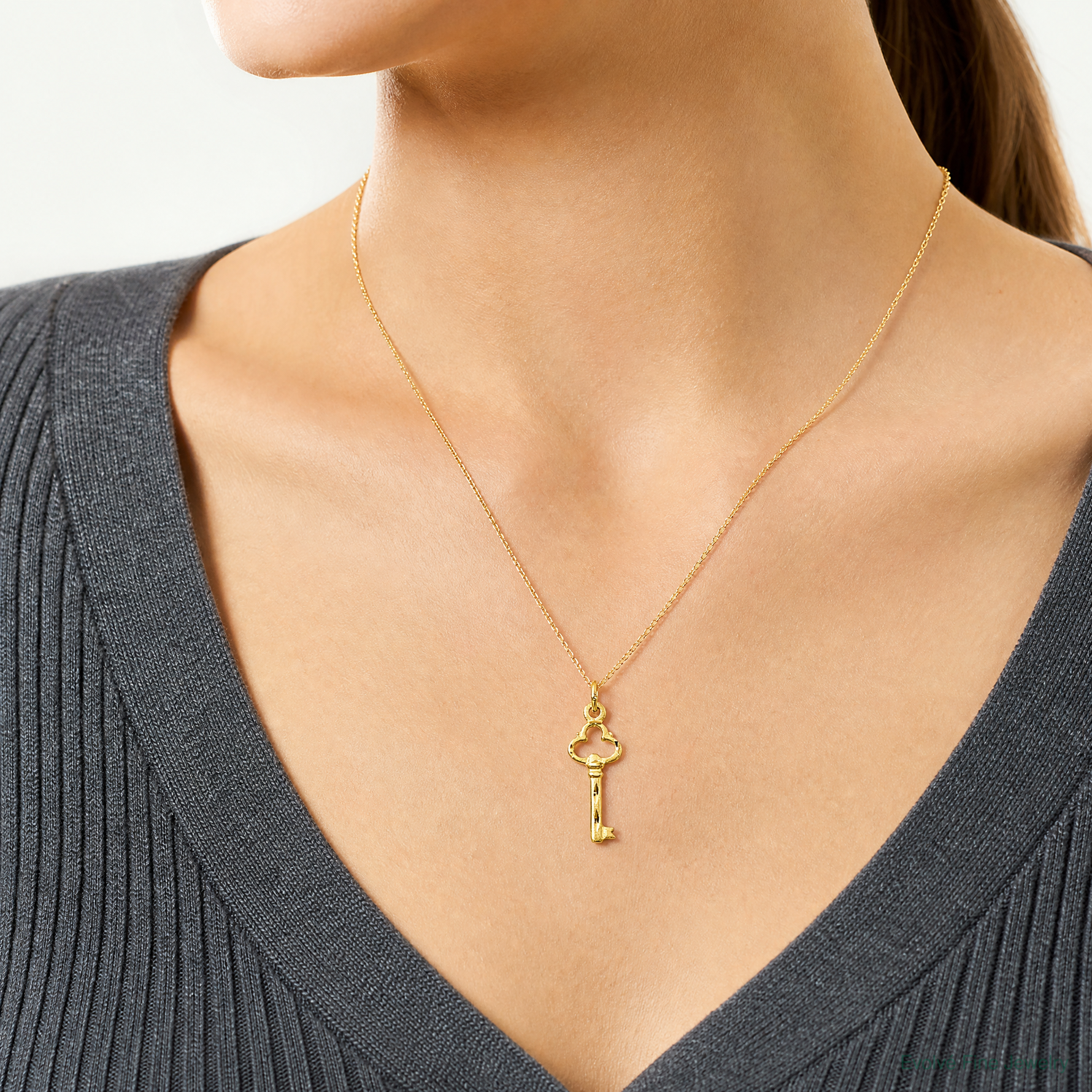 14K Polished Diamond-cut 3D Key Charm - Model Shot