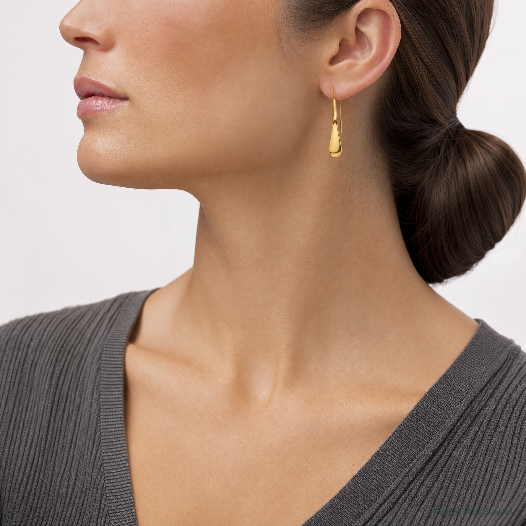 Leslie's 14k Polished Threader Earrings - Model Shot