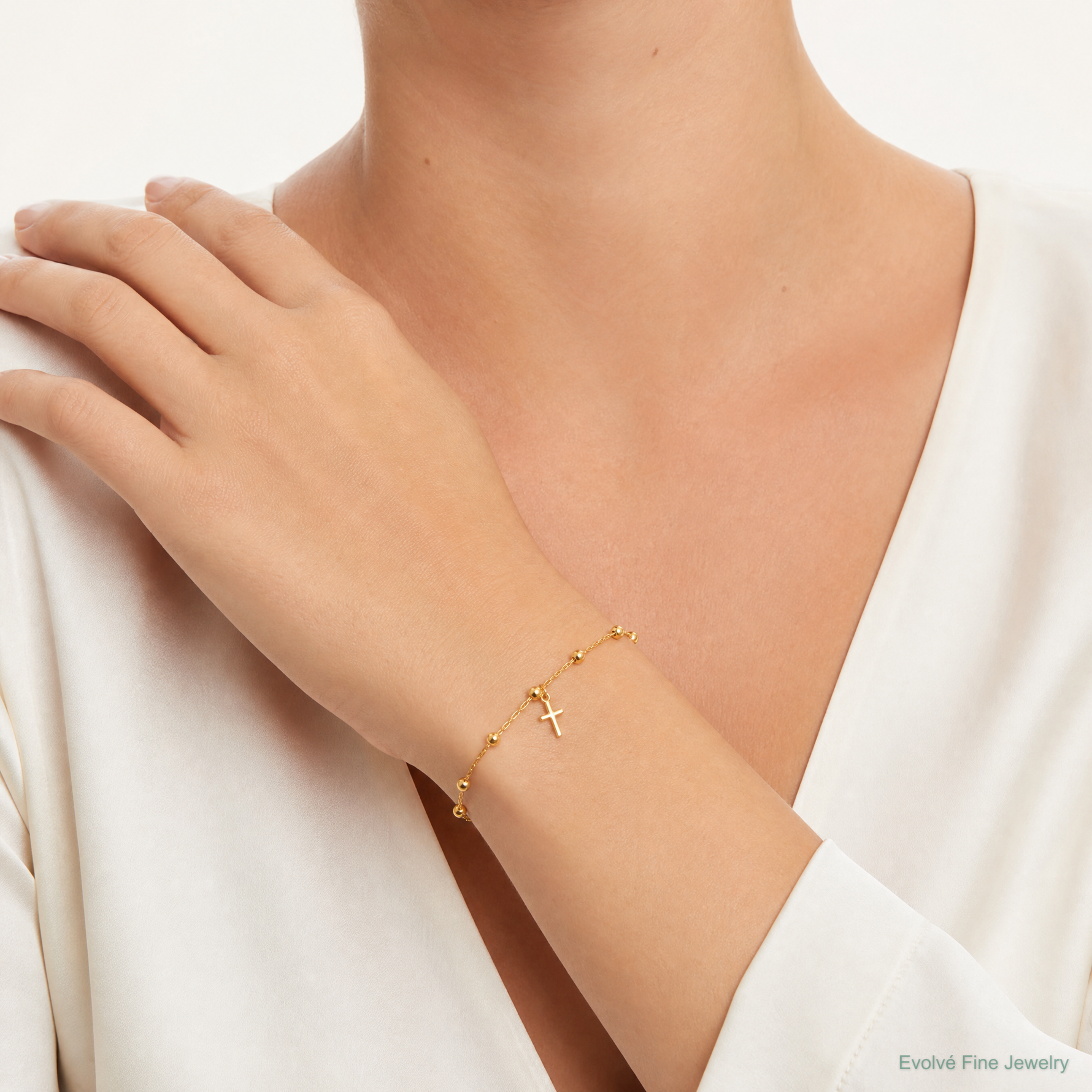 Leslie's 14K Polished Beaded Cross w/.5in ext. Rosary Bracelet - Model Shot