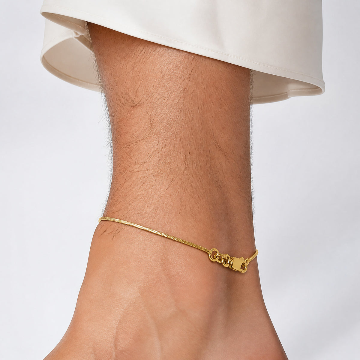 14k .6mm Octagonal Snake Chain - Model Shot