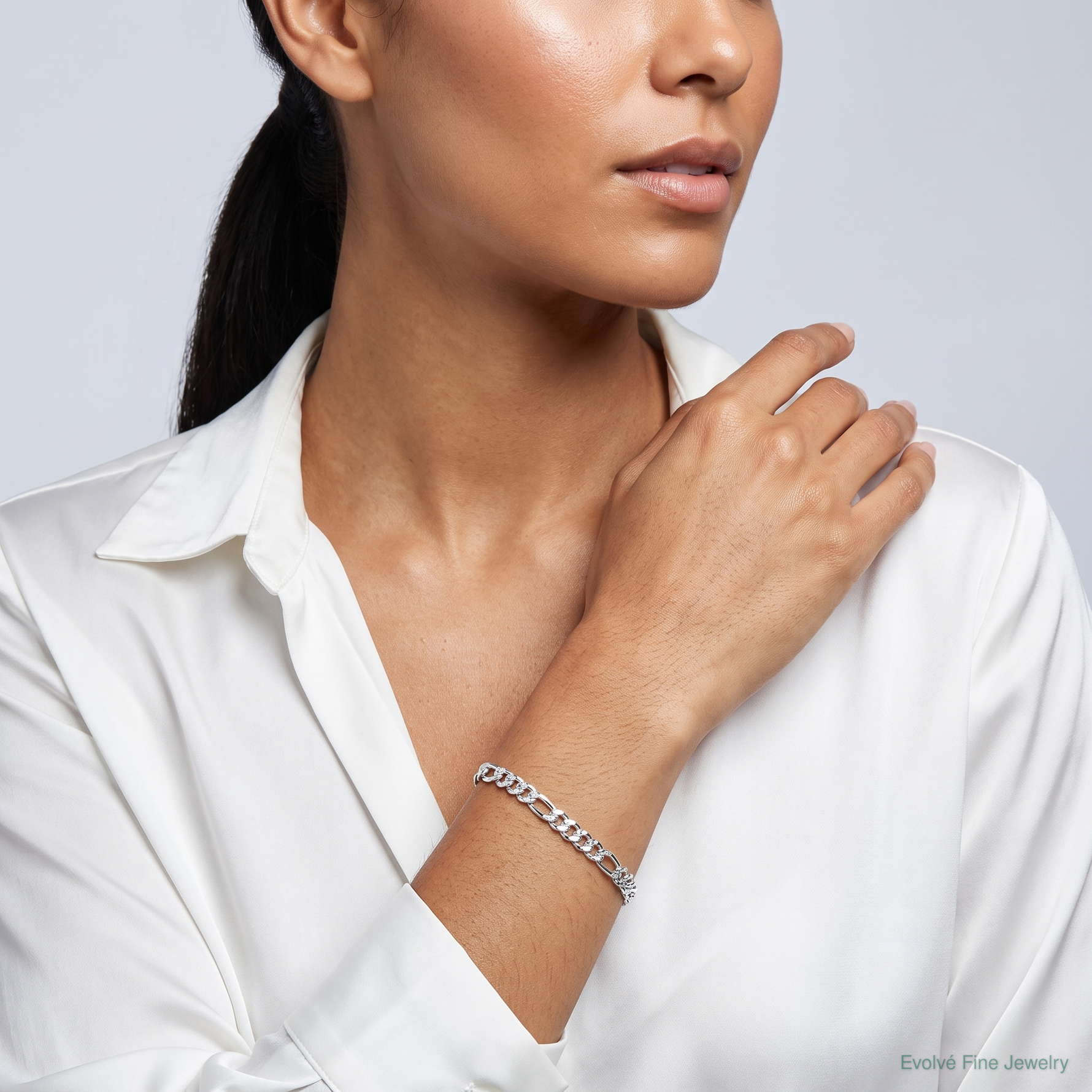 Sterling Silver Rhodium-plated 4.3mm Pavé Flat Figaro Chain - Model Shot