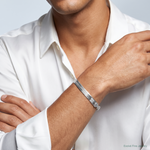 Sterling Silver Rhodium-plated 5.25mm Magic Herringbone Chain - Model Shot