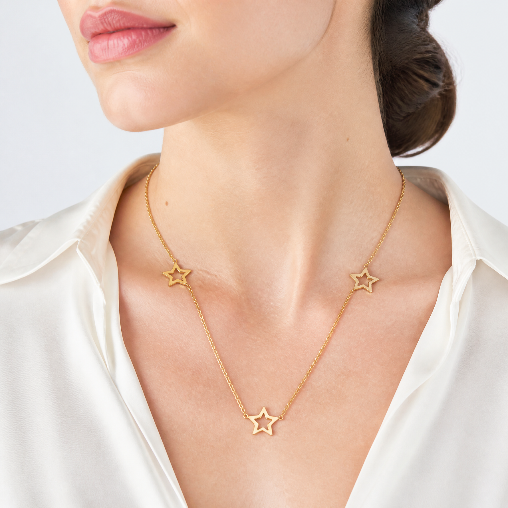 14K Yellow Gold Star w/2in Extension Necklace - Model Shot