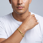 14K Polished Fancy Herringbone 7.5 in Bracelet - Model Shot