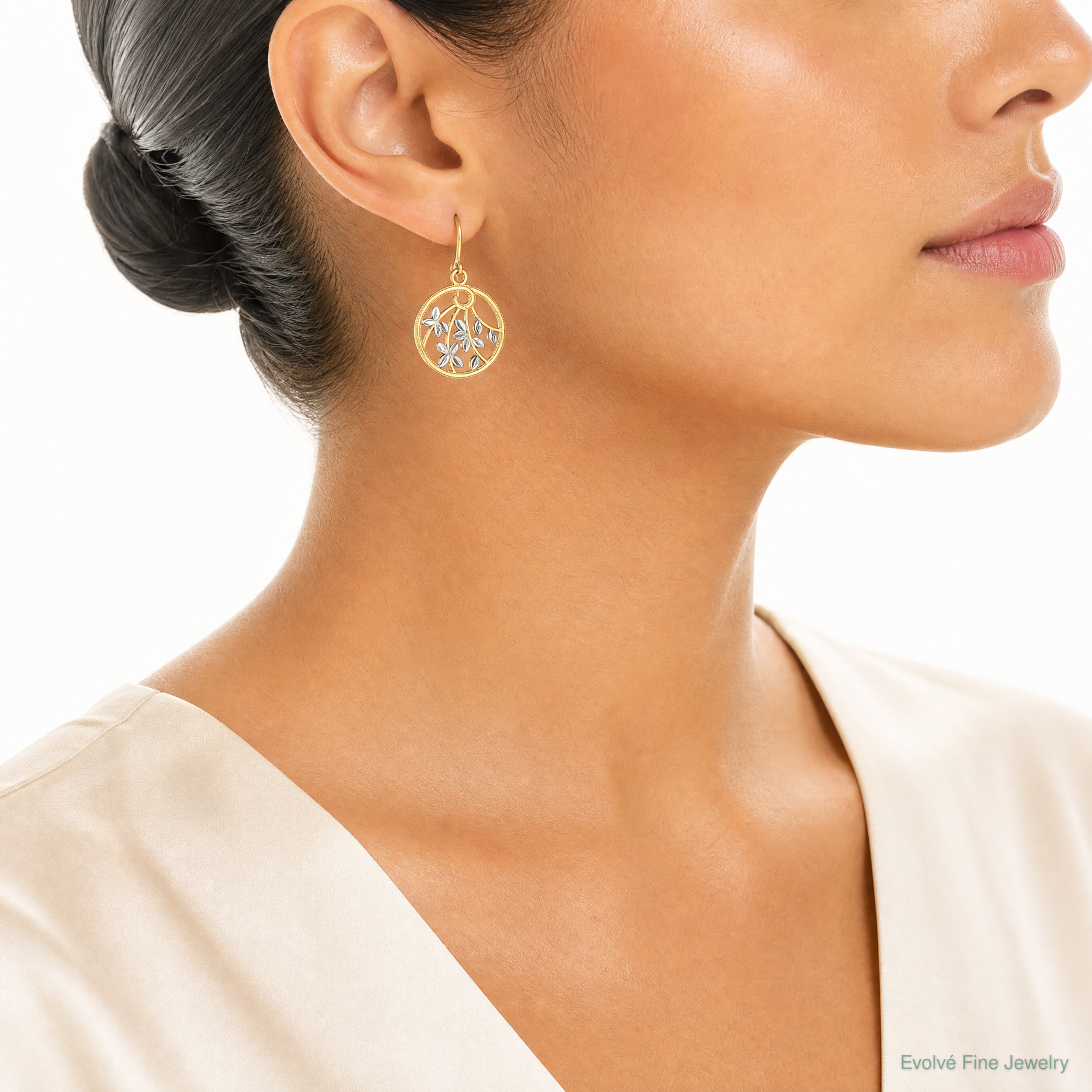 14K w/Rhodium D/C Leaves Round Dangle Earrings - Model Shot