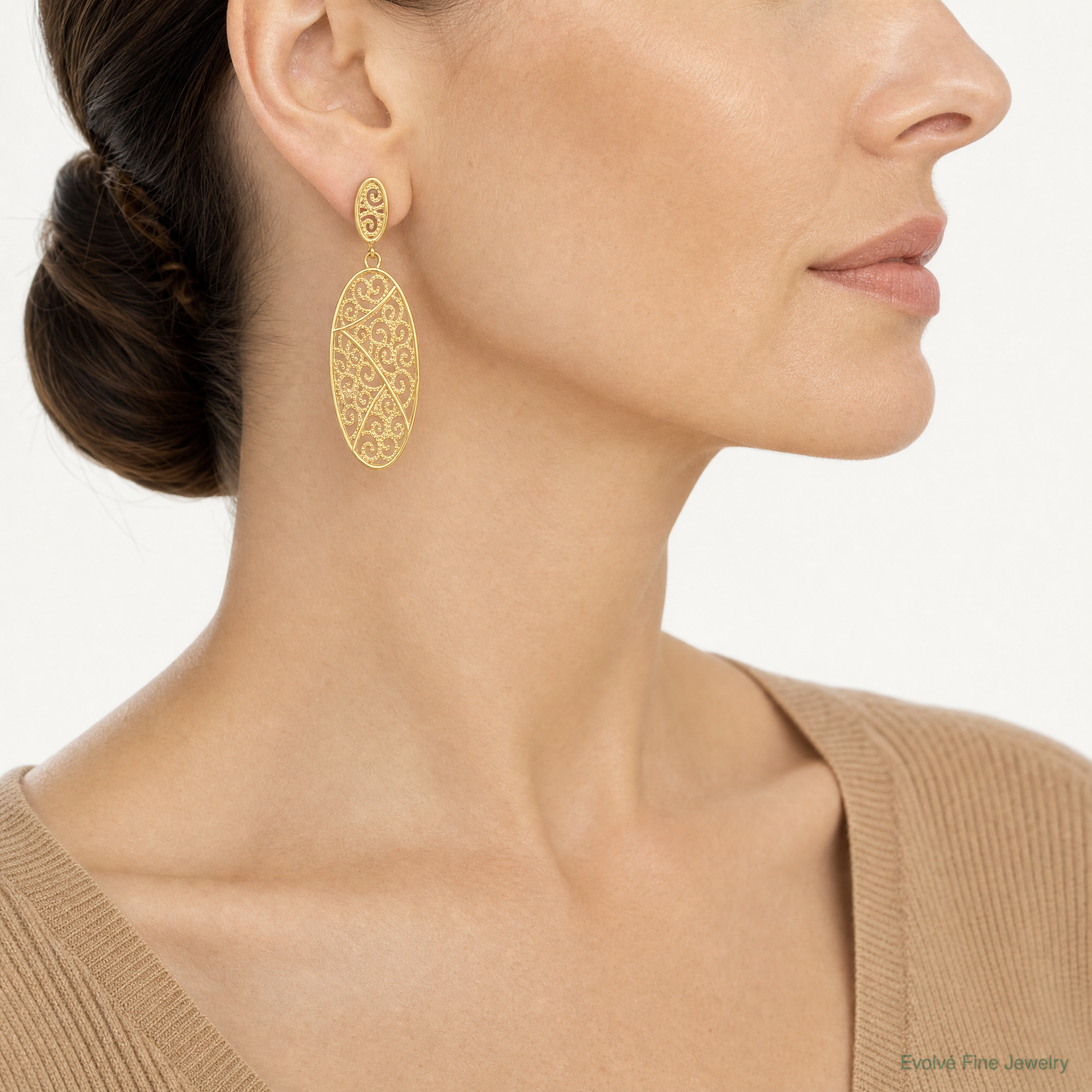 14K Oval Dangle Earrings - Model Shot