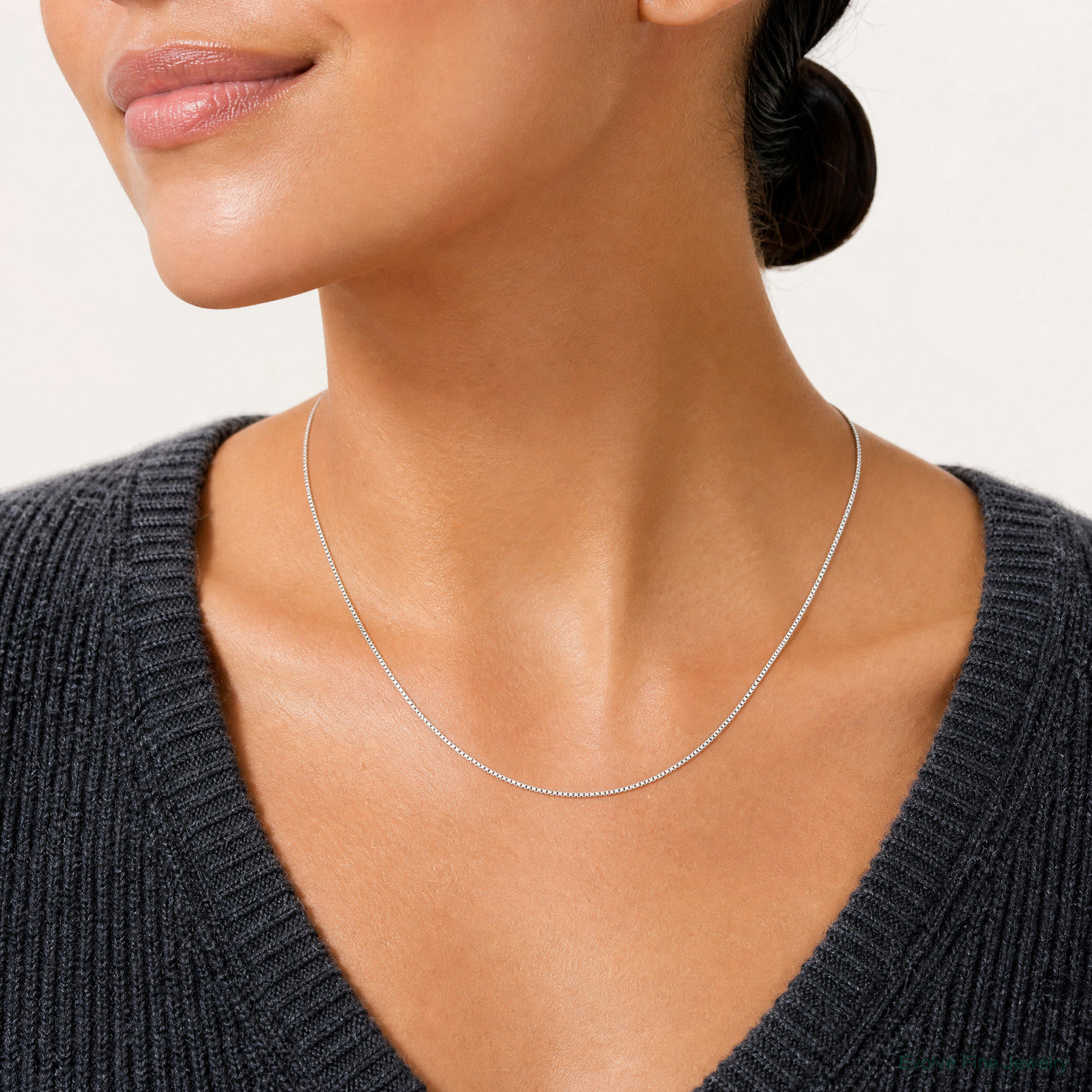 14k White Gold .95mm Box Chain - Model Shot