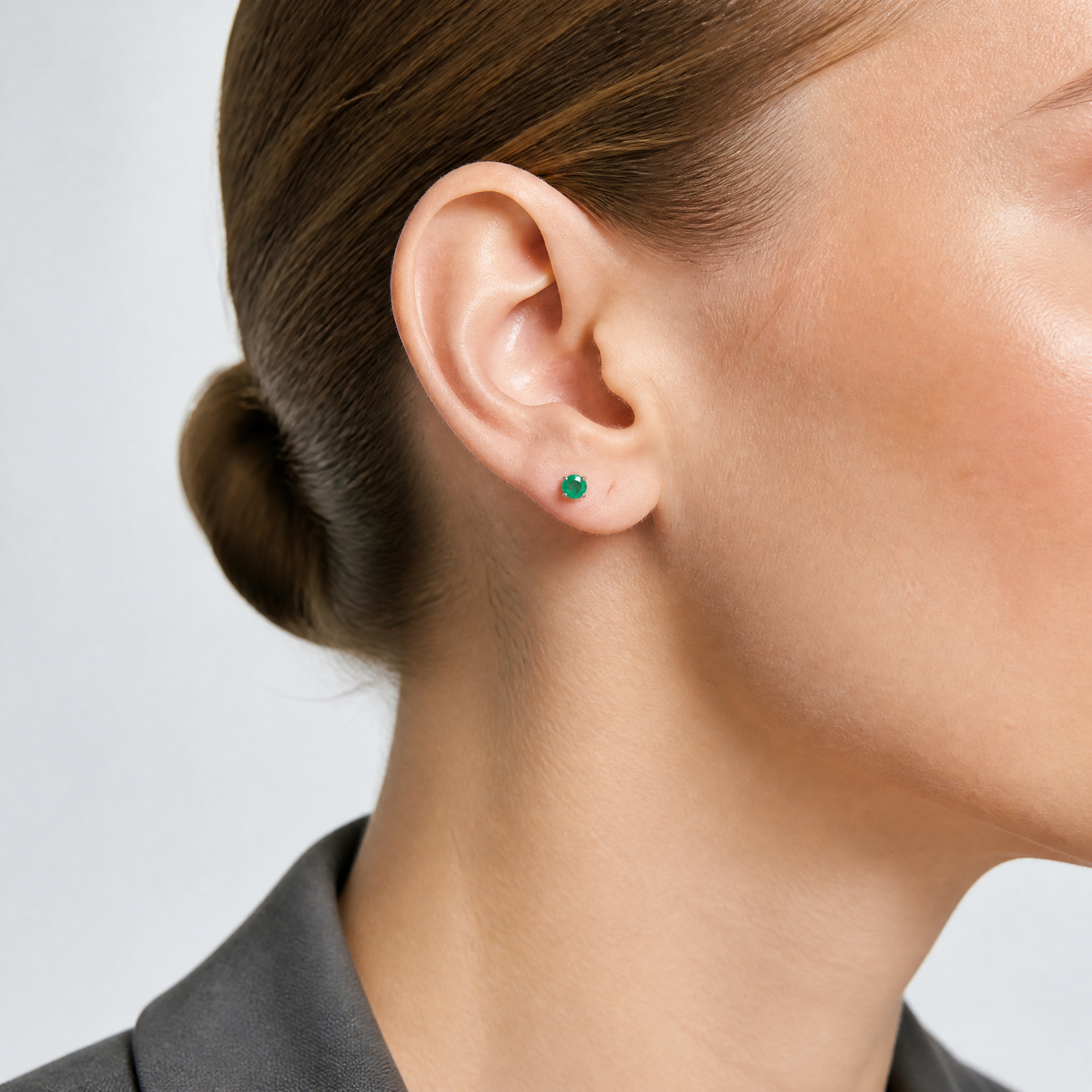 14k White Gold 3mm Emerald Stud Earrings - Model Shot