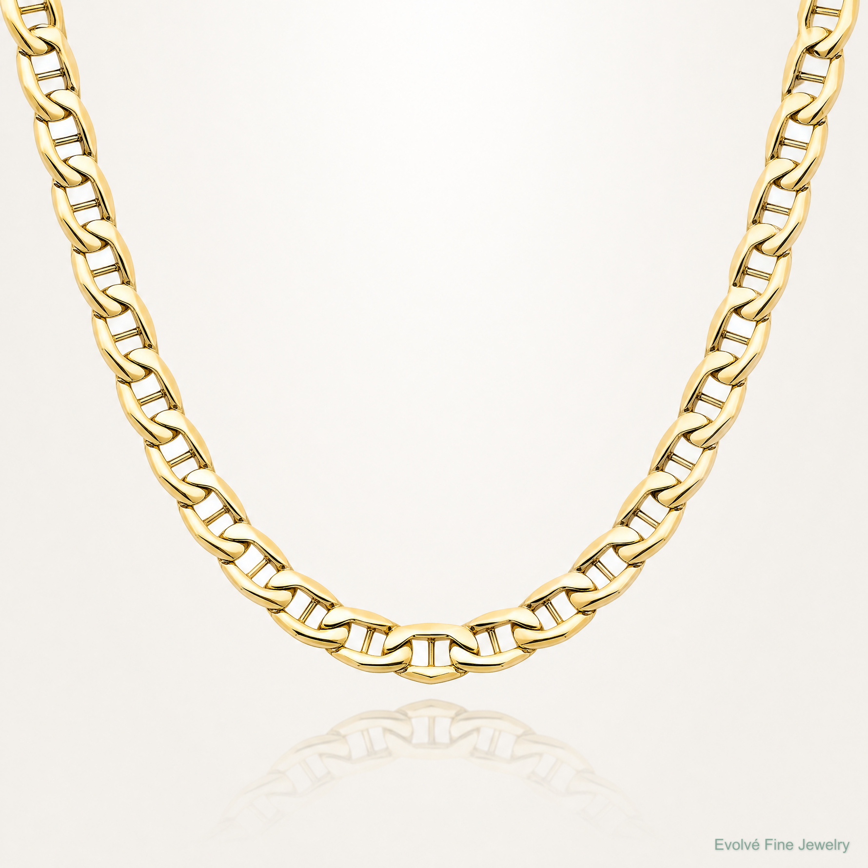 10K 4.75mm Semi-Solid Anchor Chain - Lifestyle View