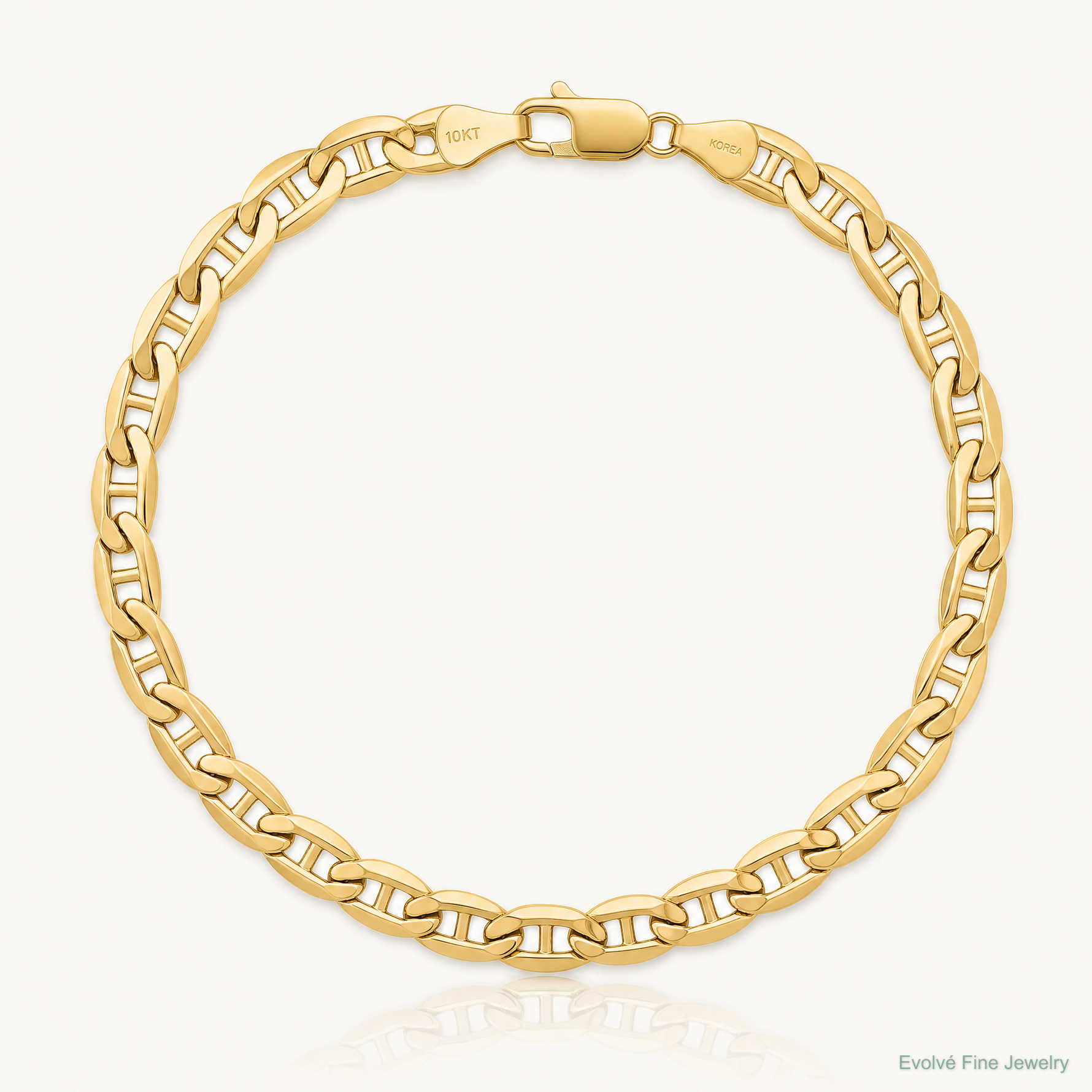 10K 5.5mm Semi-Solid Anchor Chain - Lifestyle View