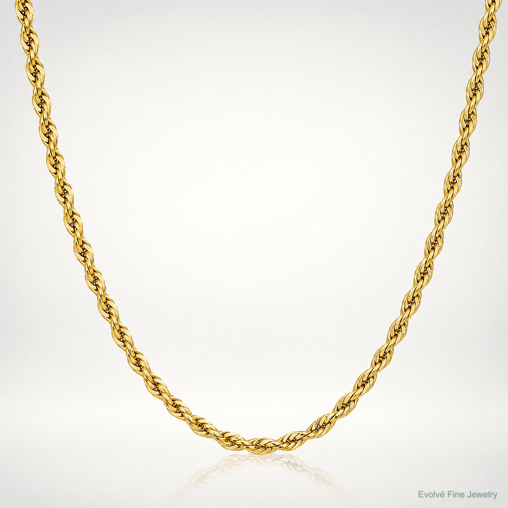 10k 2.5mm Semi-Solid Rope Chain - Lifestyle View