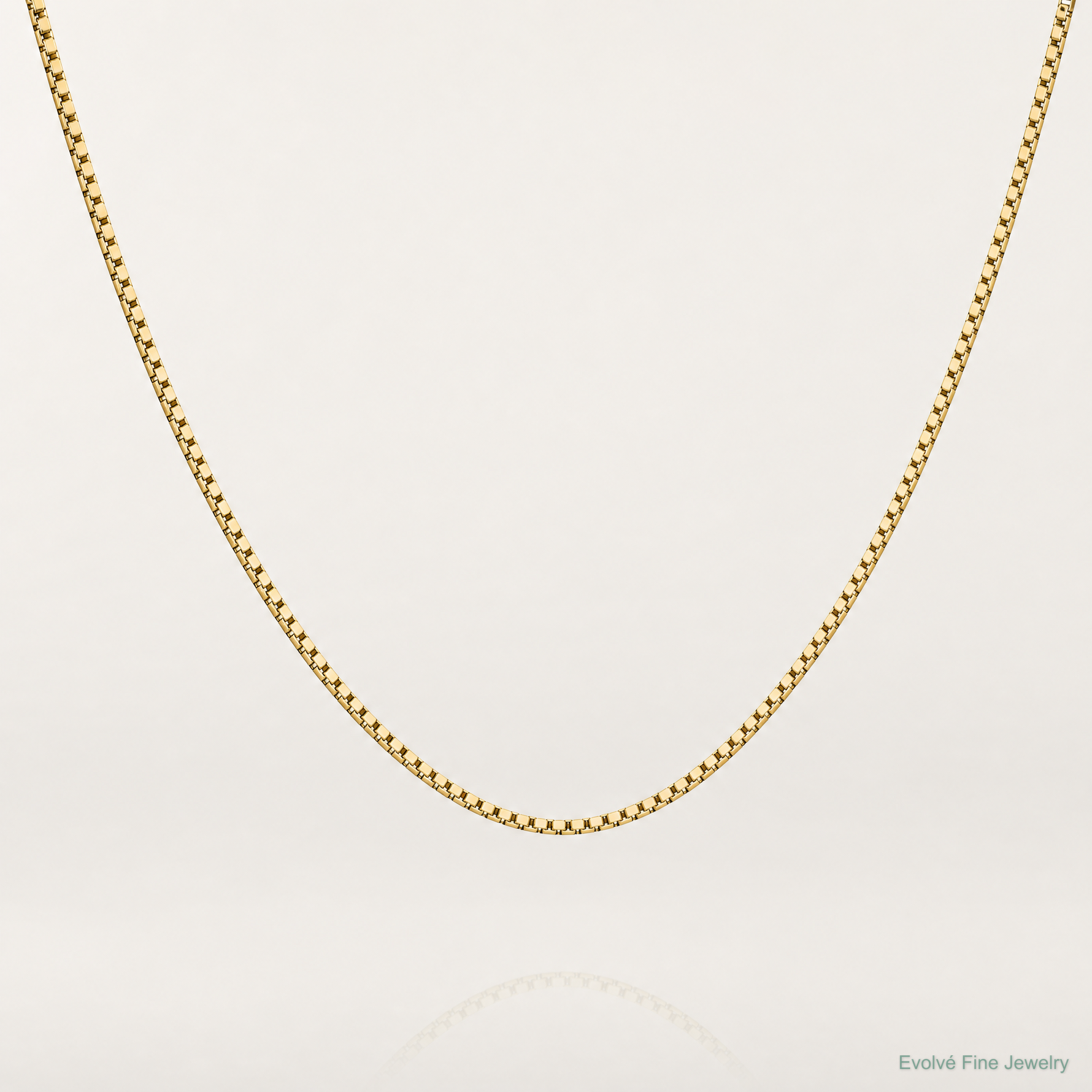 10k .95mm Box Chain - Lifestyle View