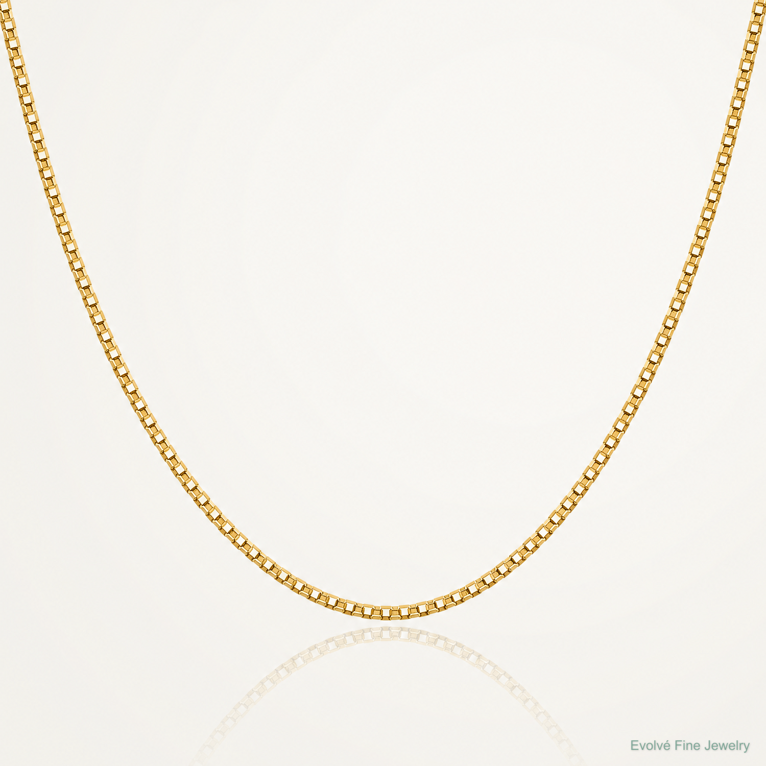 10k 1.3mm Box Chain - Lifestyle View