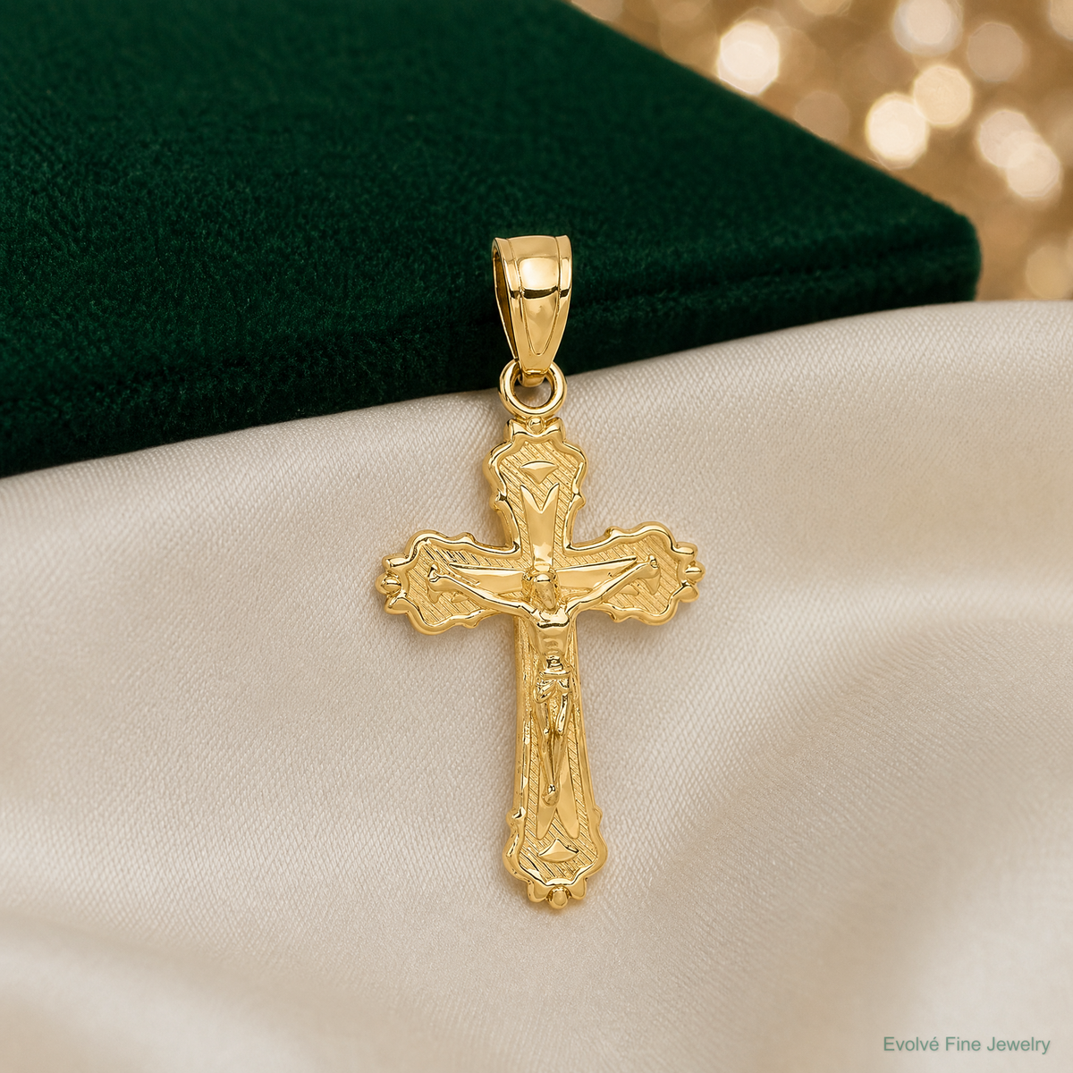 10K / 14K Yellow Gold Crucifix Pendant