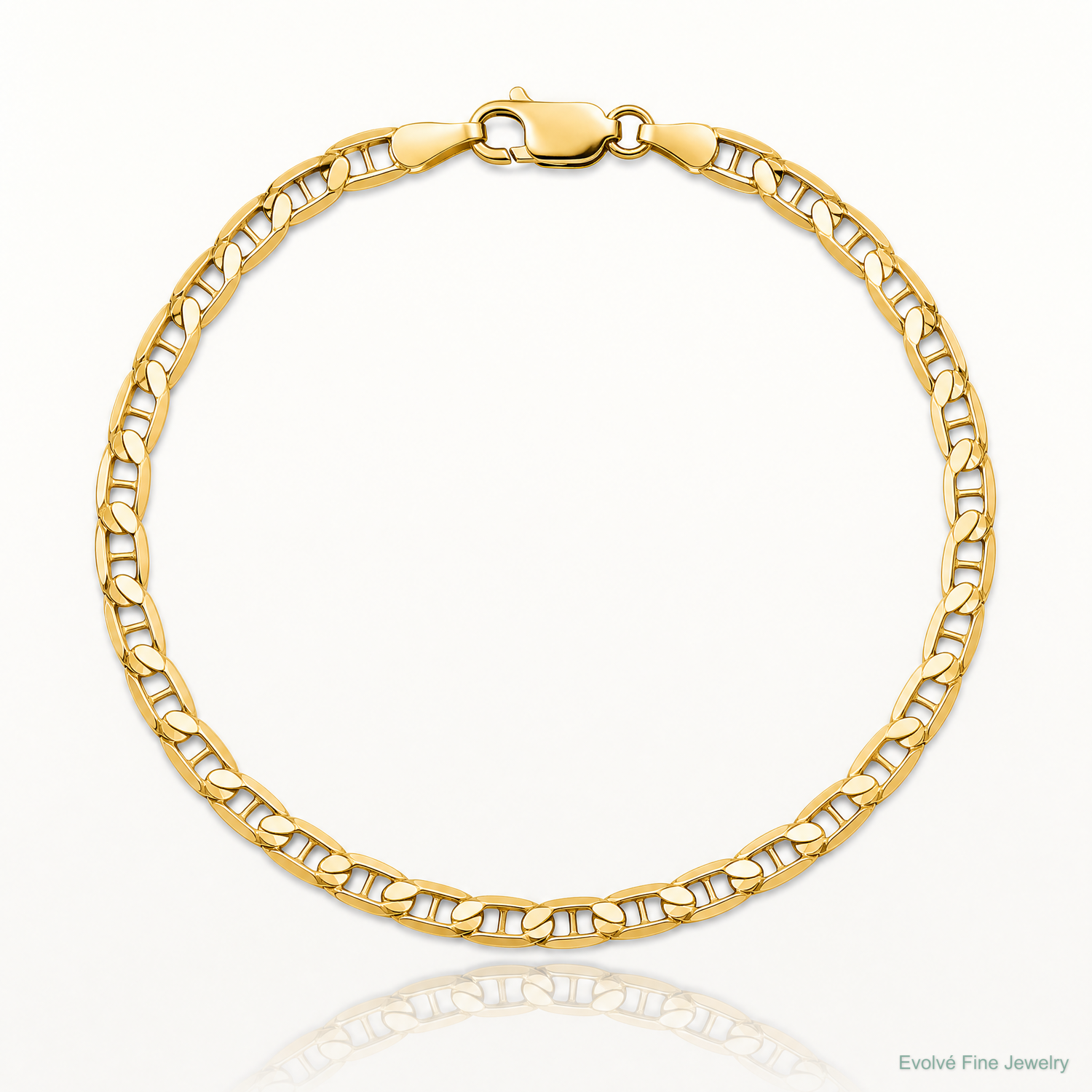 10k 3.75mm Concave Anchor Chain - Lifestyle View