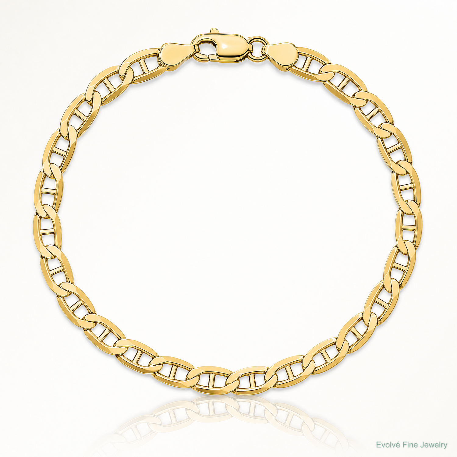 10k 4.5mm Concave Anchor Chain - Lifestyle View