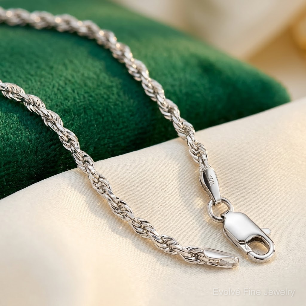 10k White Gold 2.75mm Diamond-cut Rope Chain - Lifestyle View