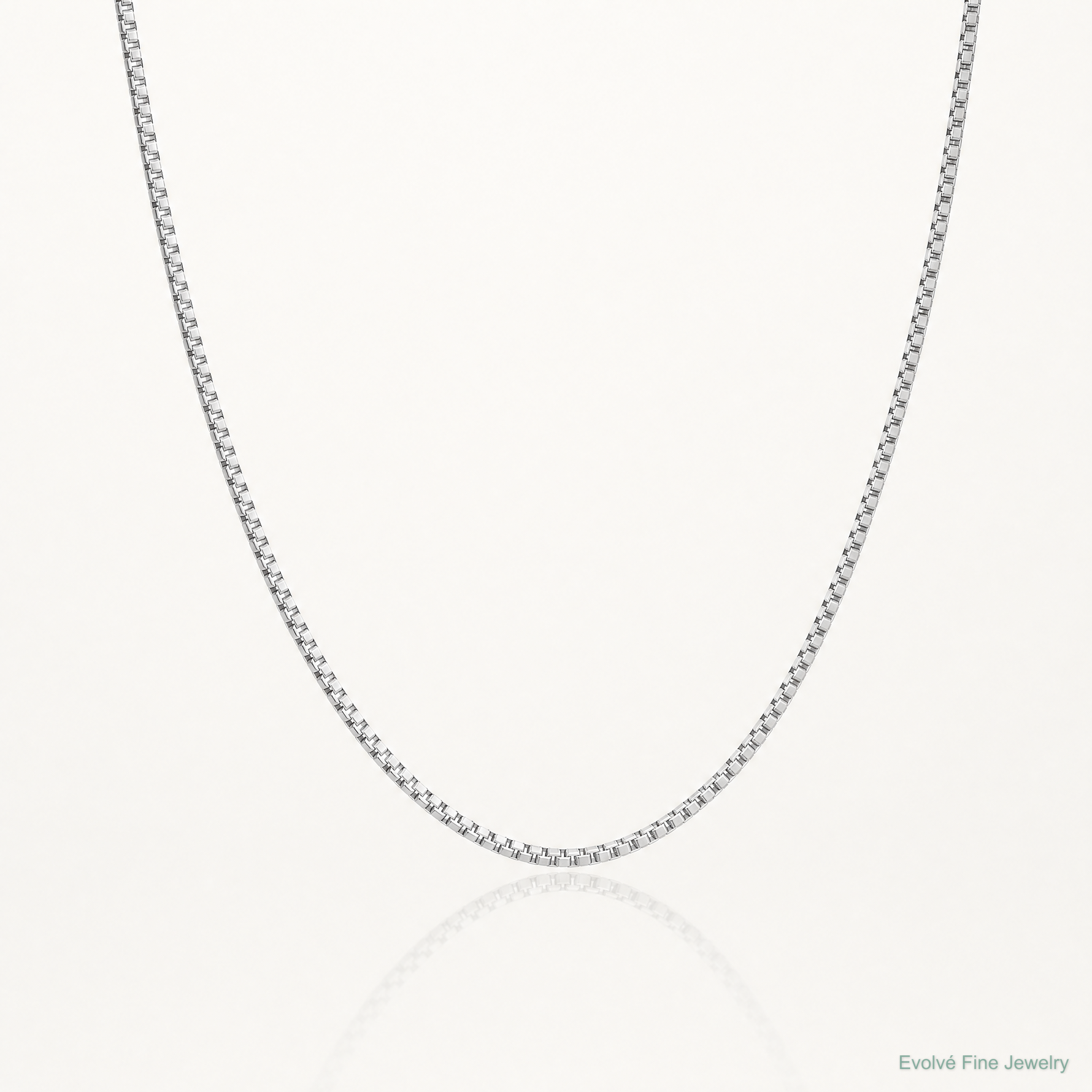 10K White Gold .7mm Box Chain - Lifestyle View