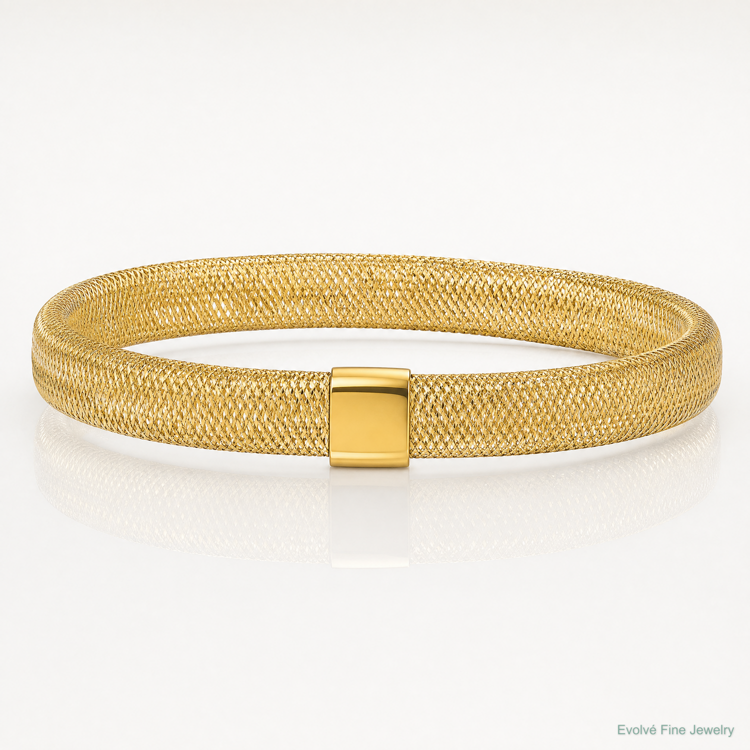 Leslie's 10K Polished Stretch Bangle - Lifestyle View