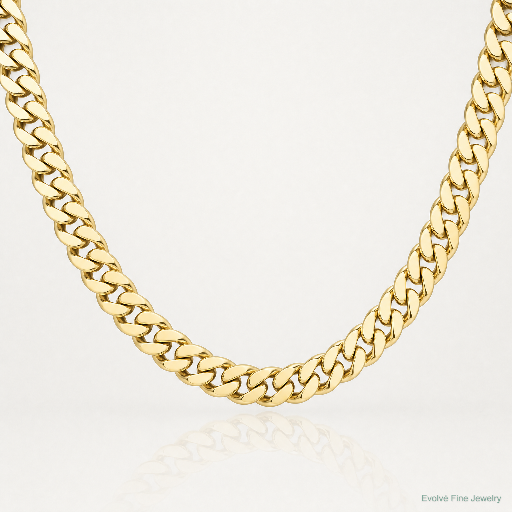 10k 7mm Hand-polished Miami Cuban Chain - Lifestyle View