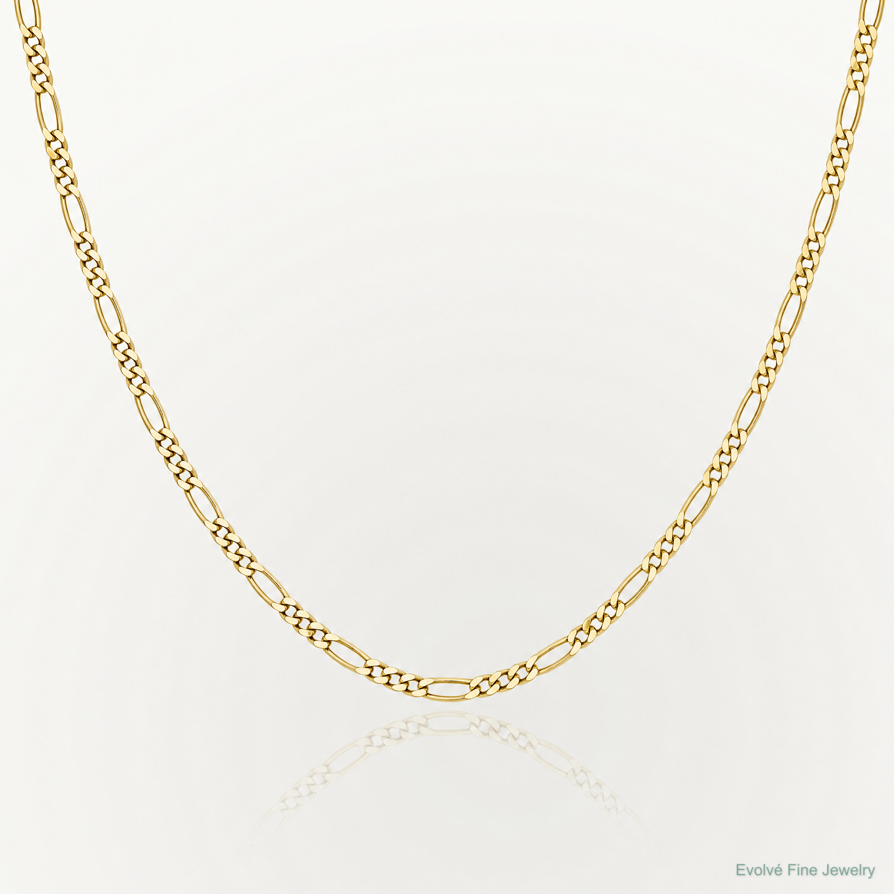 10k 1.25mm Flat Figaro Pendant Chain - Lifestyle View
