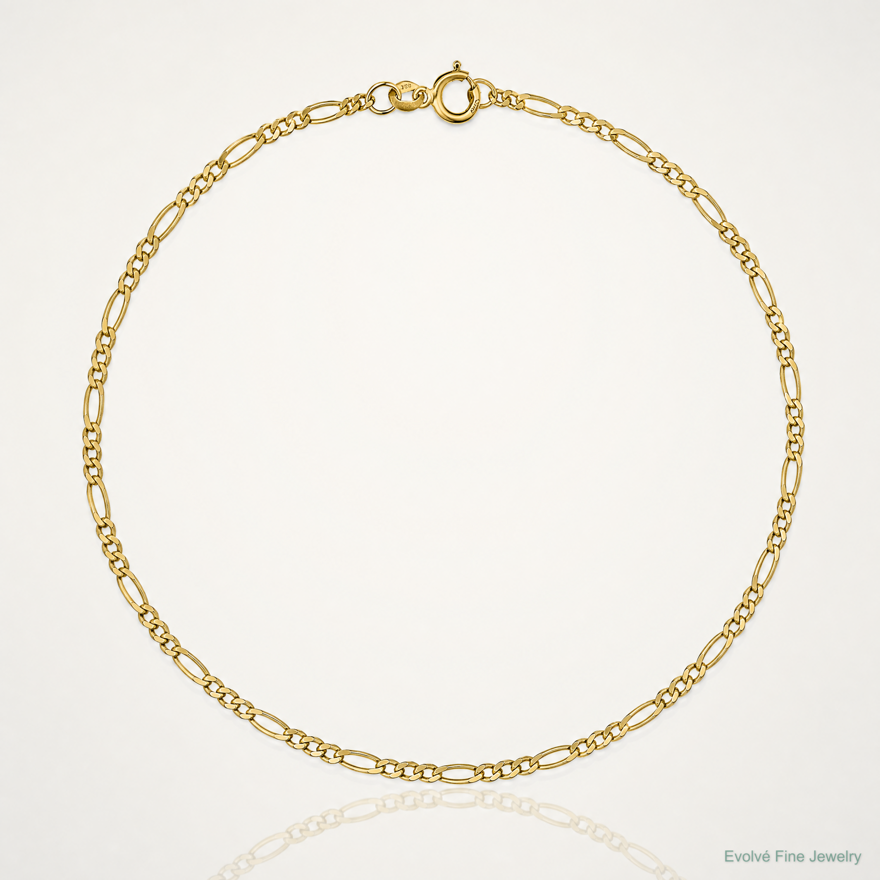 10k 1.25mm Flat Figaro Pendant Chain - Lifestyle View
