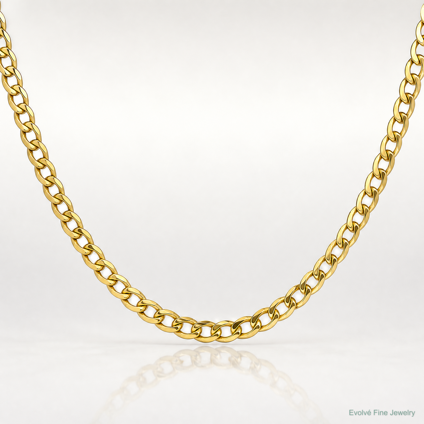 14k 4.3mm Semi-Solid Curb Chain - Lifestyle View