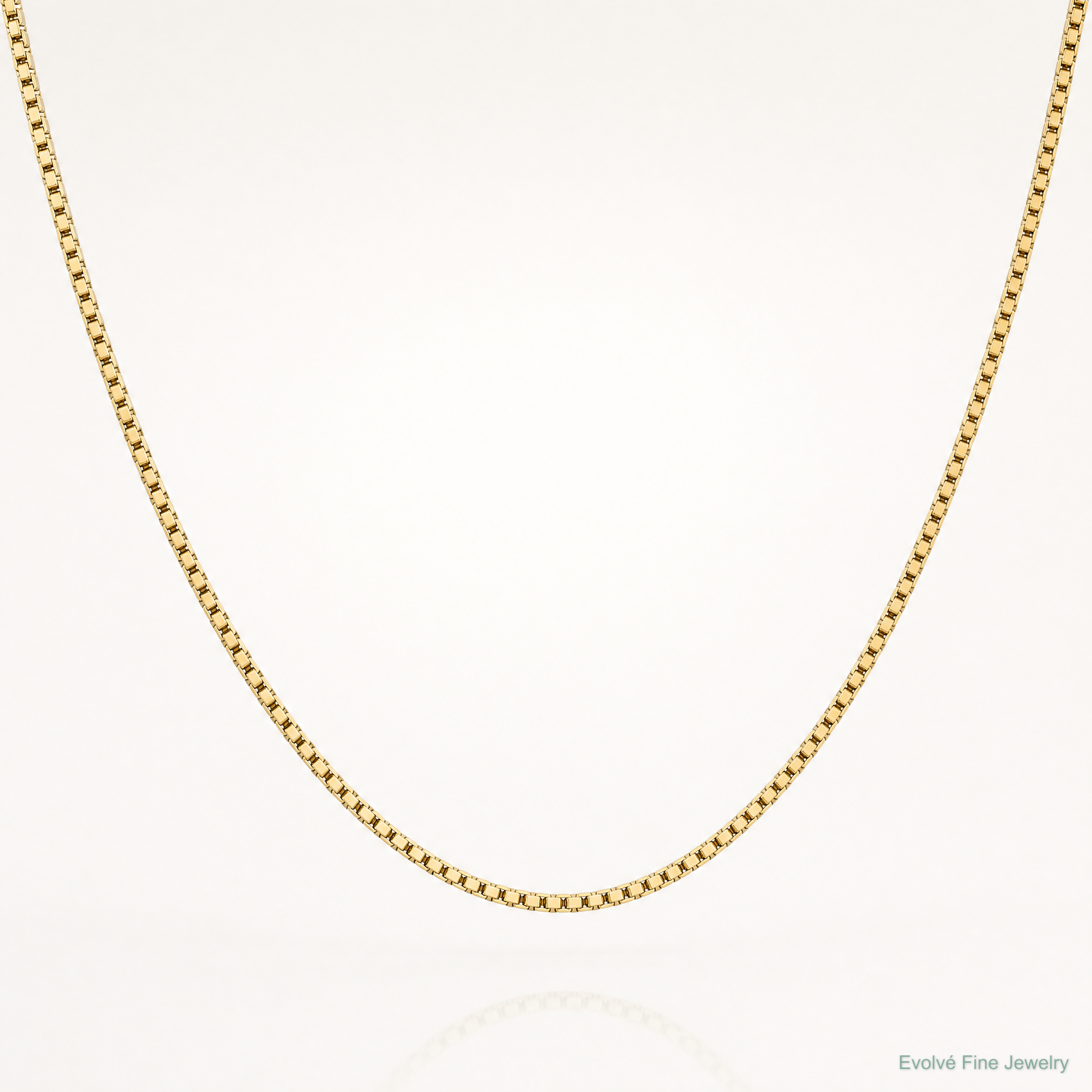 14k .95mm Box Chain - Lifestyle View