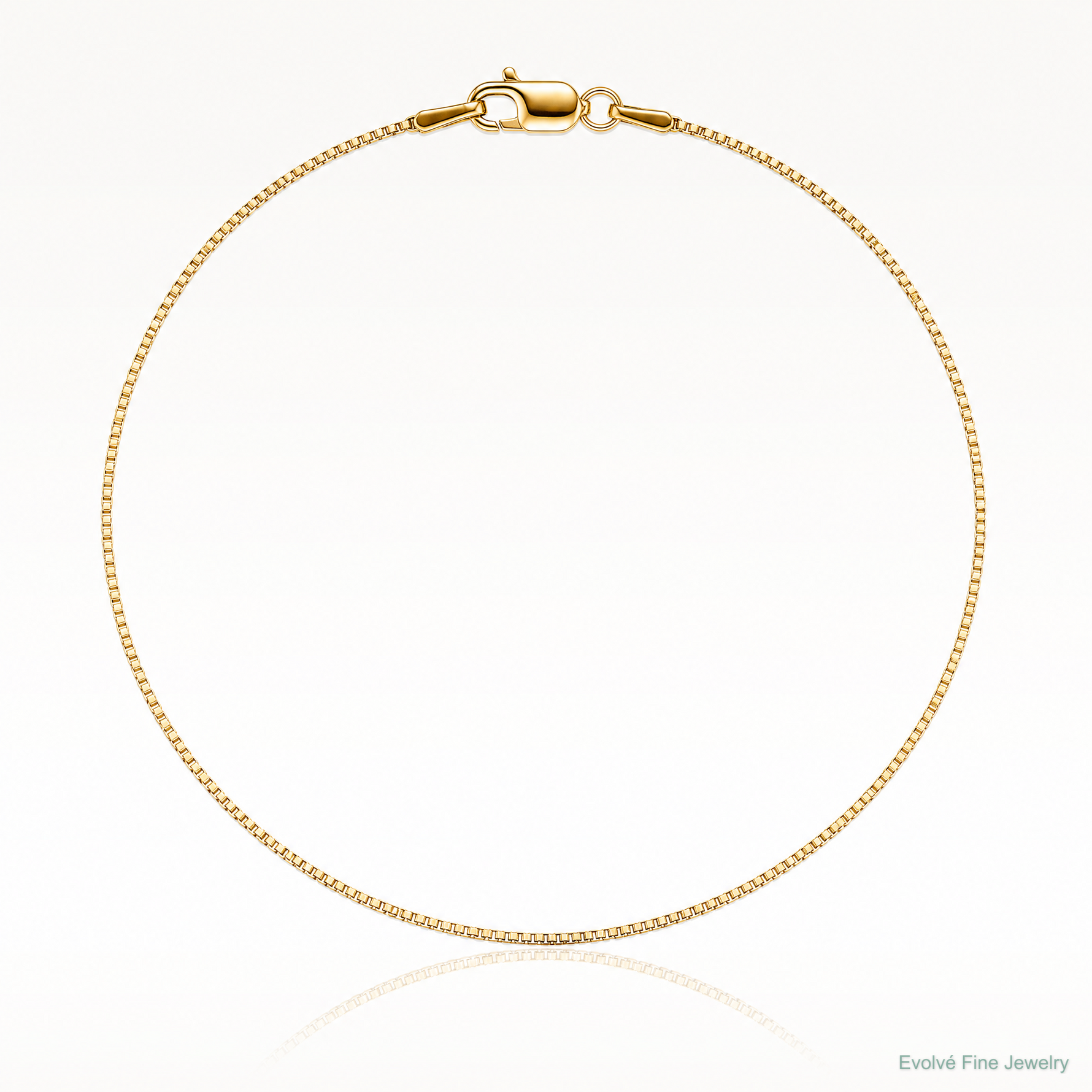 14k .95mm Box Chain - Lifestyle View
