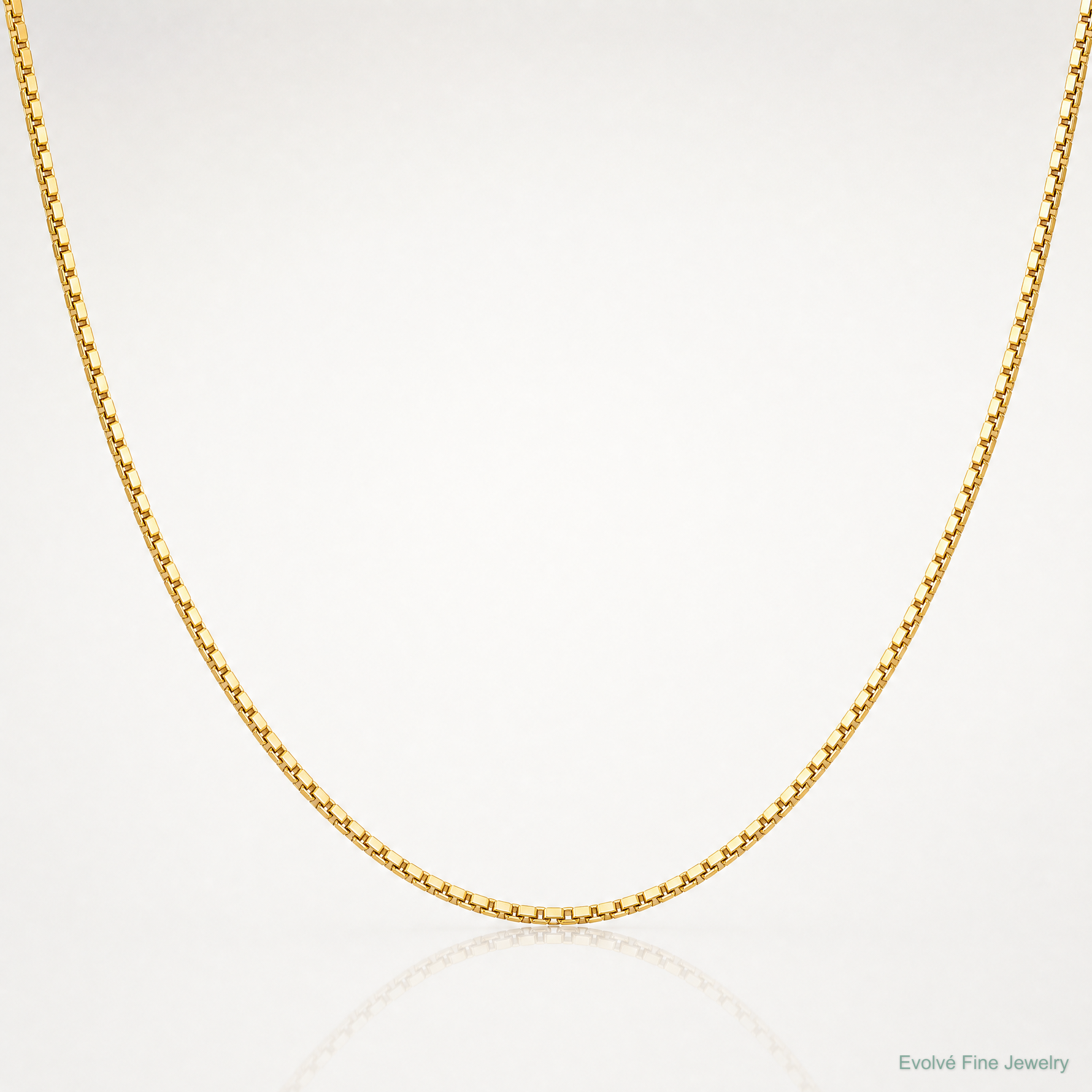 14k 1.3mm Box Chain - Lifestyle View