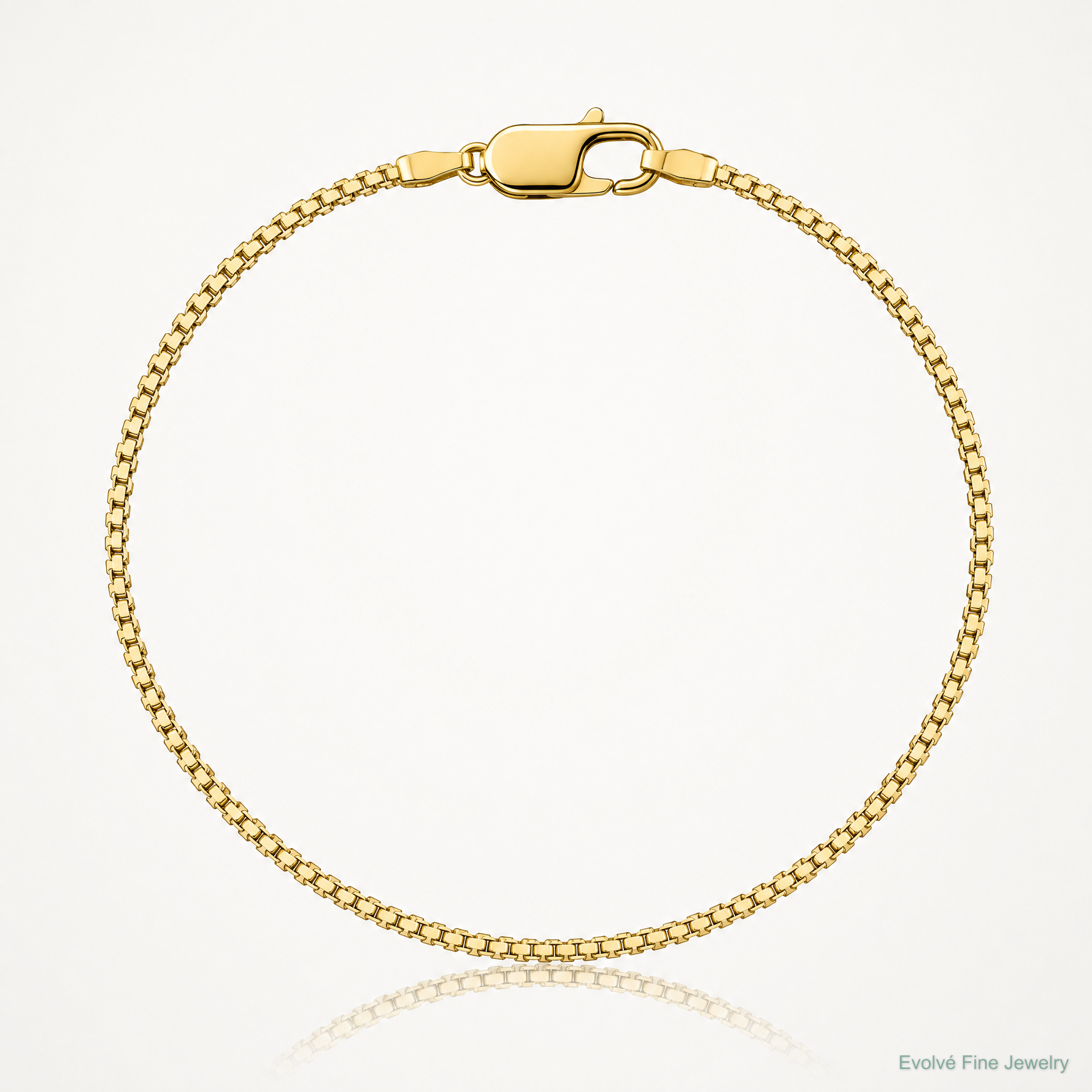 14k 1.3mm Box Chain - Lifestyle View