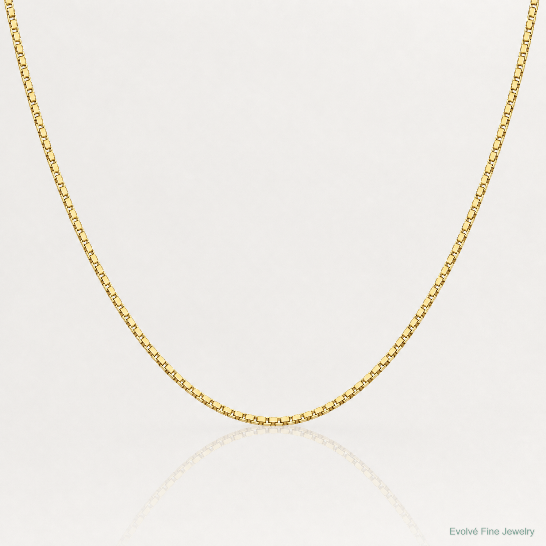 14k 1.5mm Box Chain - Lifestyle View