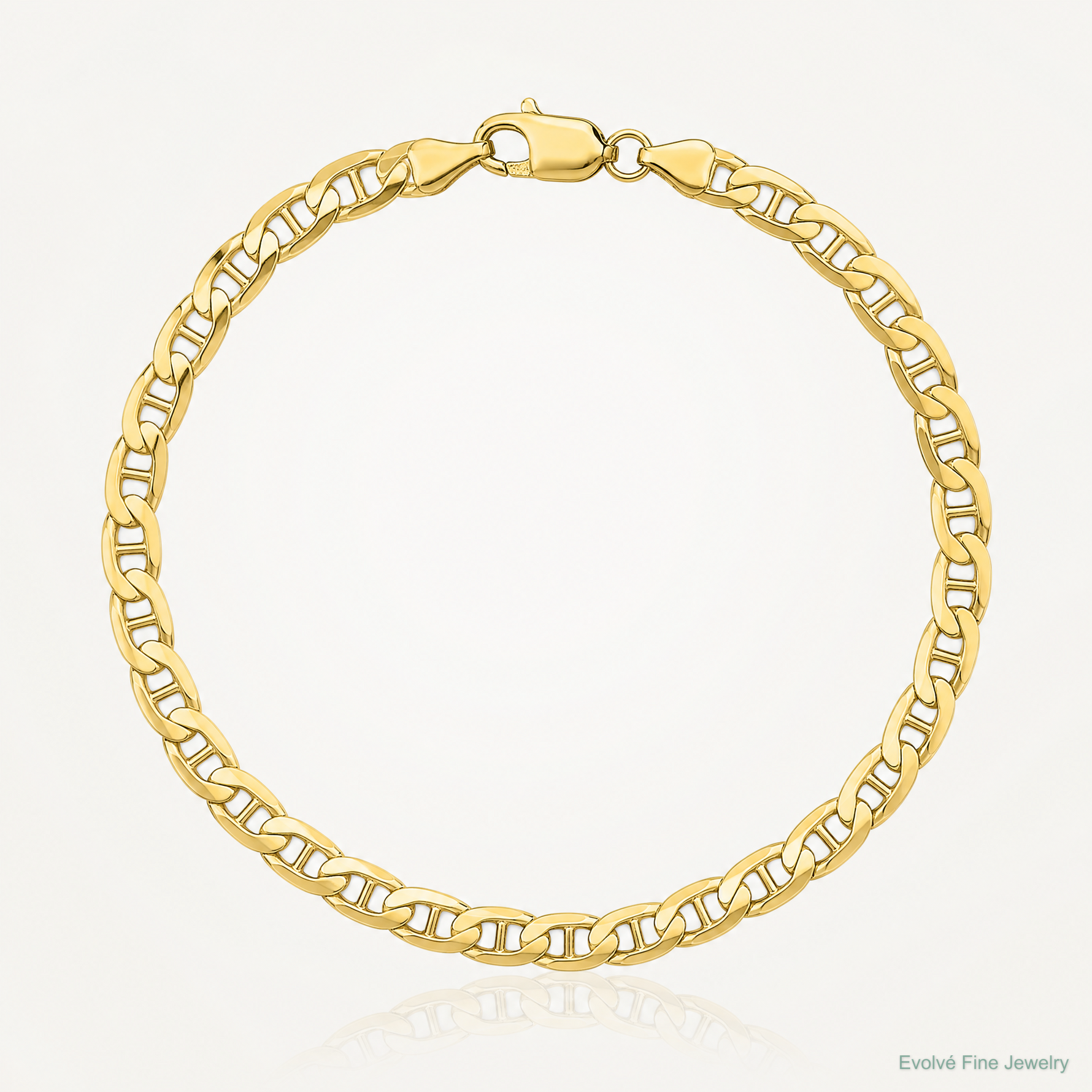 14k 3.75mm Concave Anchor Chain - Lifestyle View