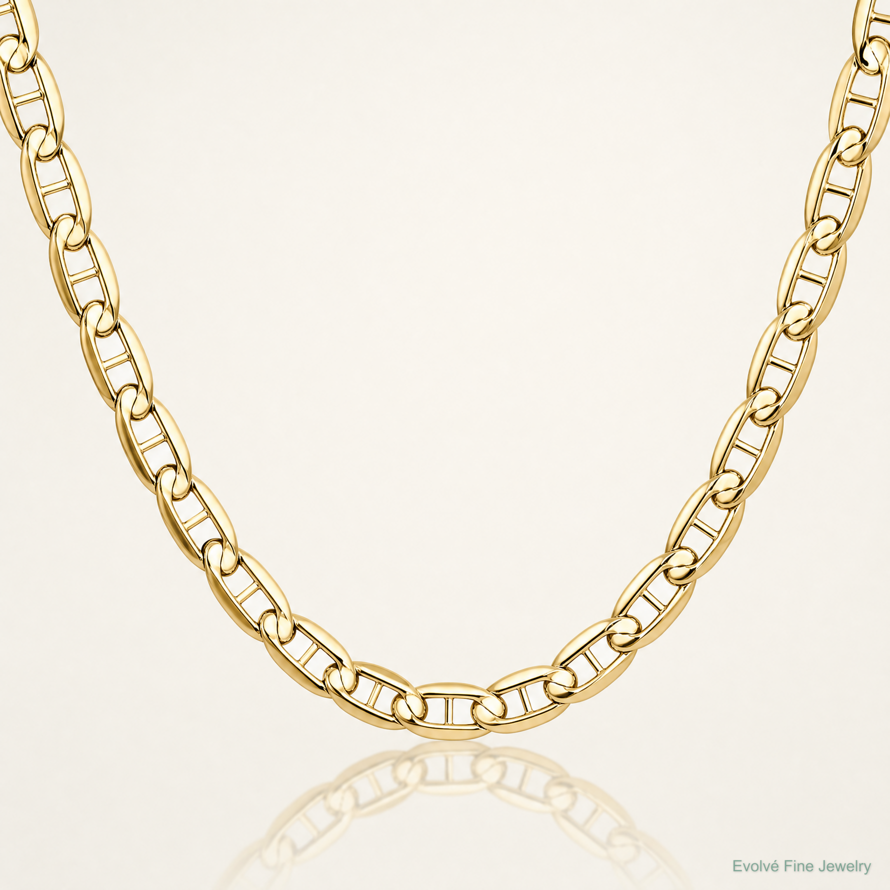 14k 5.25mm Concave Anchor Chain - Lifestyle View