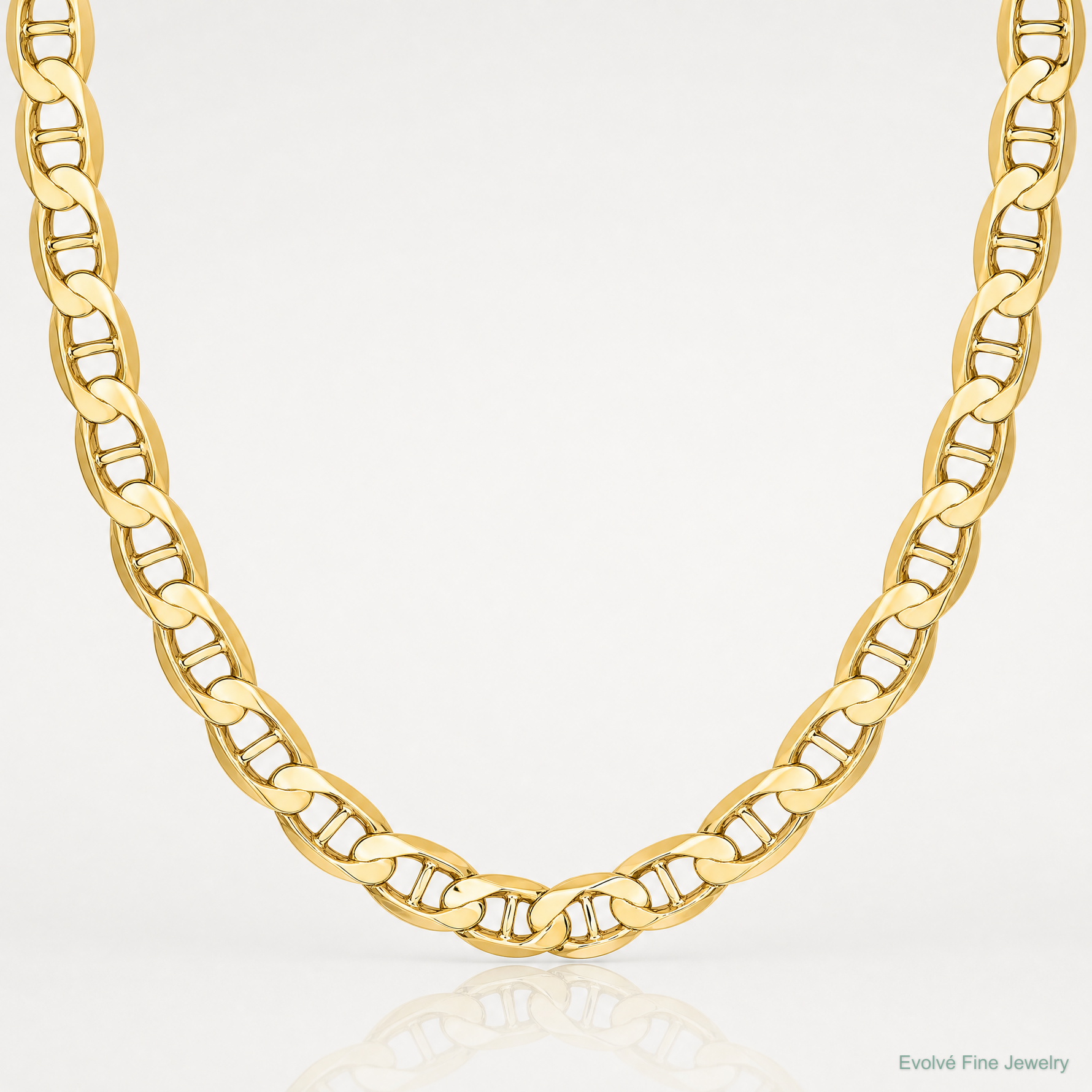 14k 7mm Concave Anchor Chain - Lifestyle View