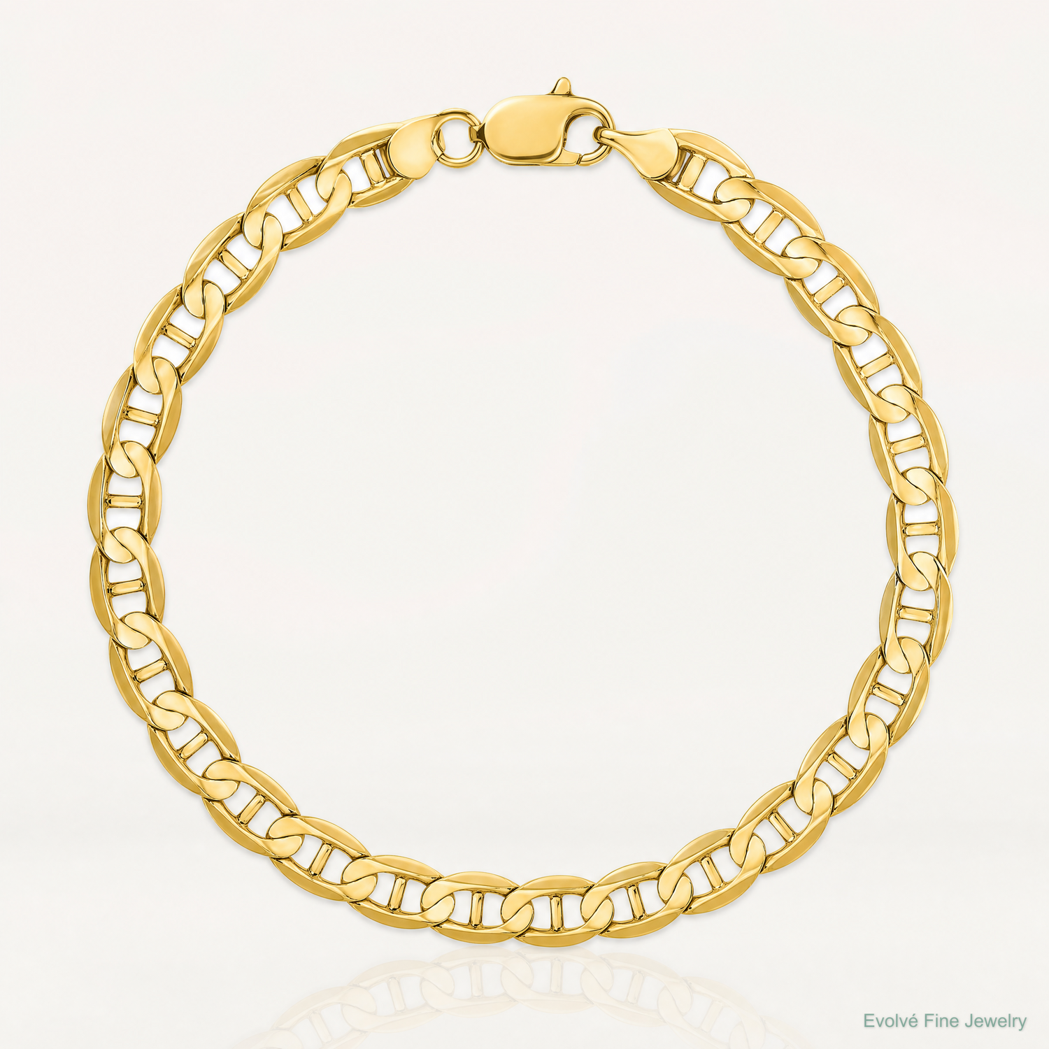 14k 7mm Concave Anchor Chain - Lifestyle View