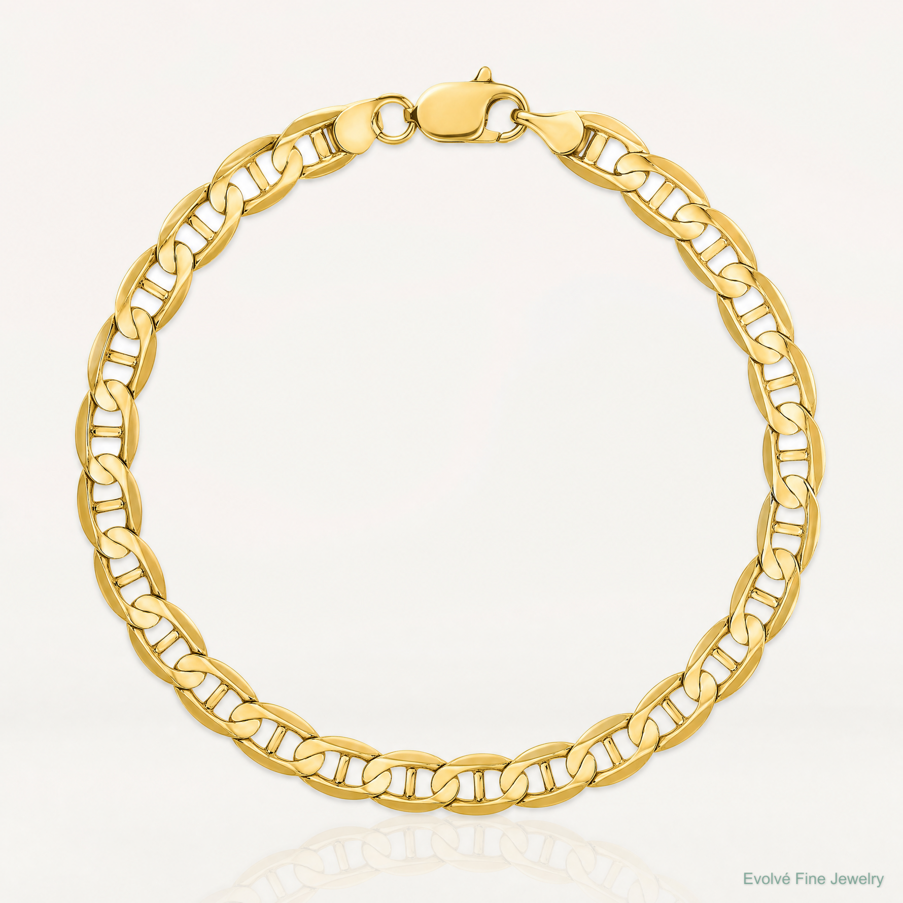 14k 7mm Concave Anchor Chain - Lifestyle View