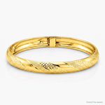 14k Twisted Diamond-cut Flexible Bangle - Lifestyle View