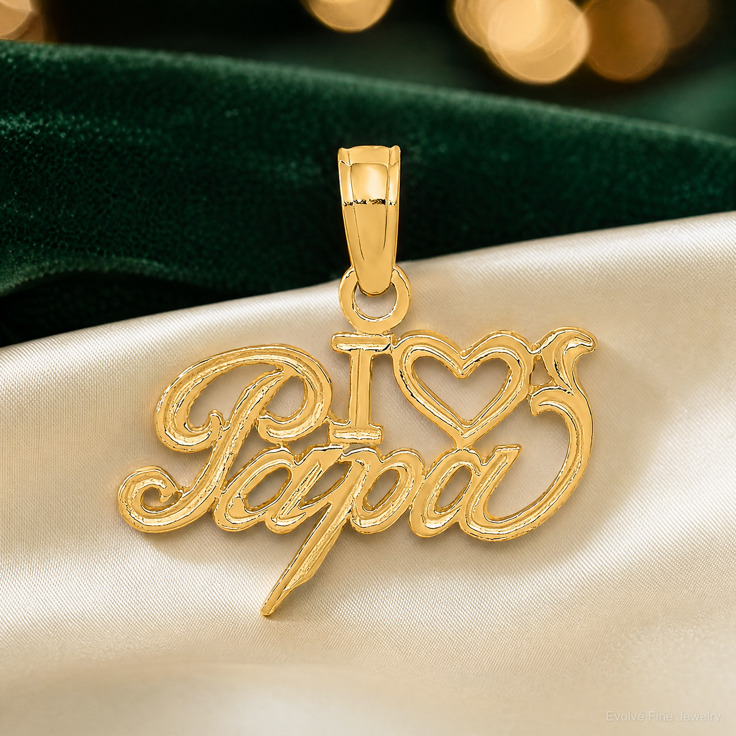 14k I Heart PAPA Charm - Lifestyle View
