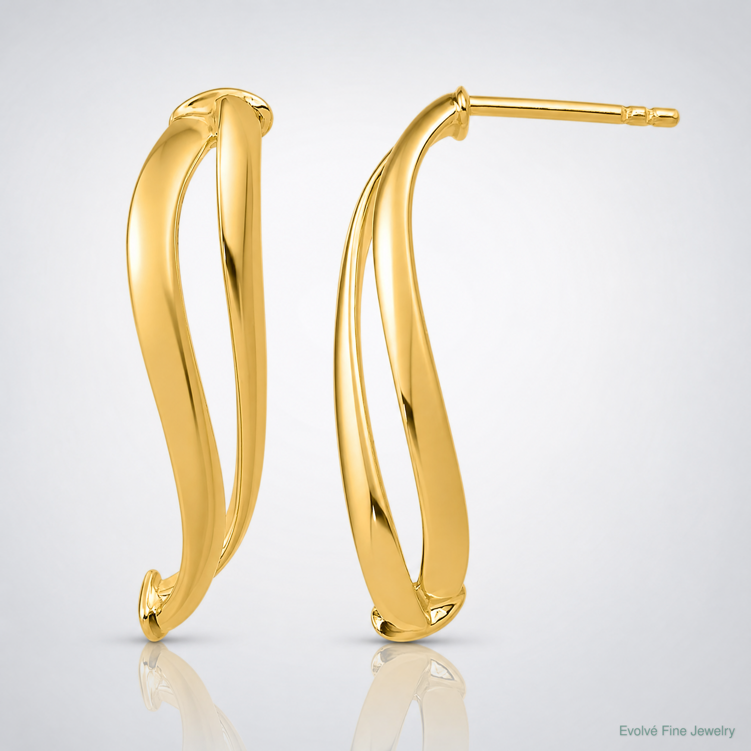 Leslie's 14K Polished Curve Post Earrings - Lifestyle View