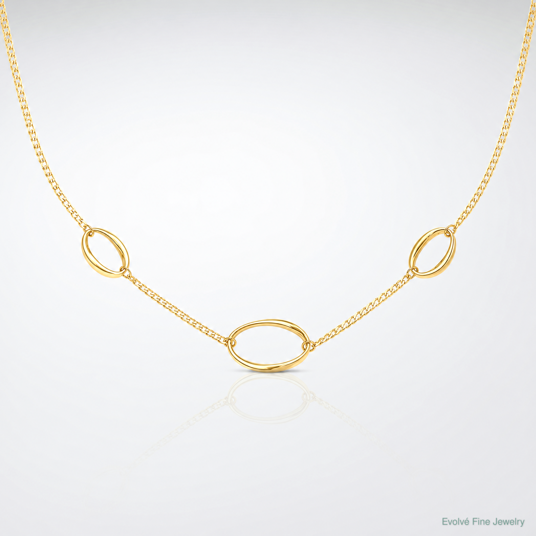 Leslie's 14k Polished Oval Link 20in Necklace - Lifestyle View
