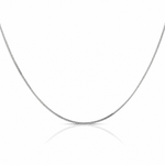 14k White Gold .9mm Curb Pendant Chain - Lifestyle View