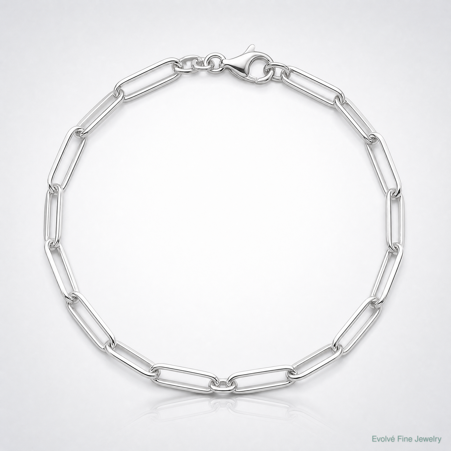 Sterling Silver Rhodium-plated 3.5mm D/C Paperclip Chain - Lifestyle View