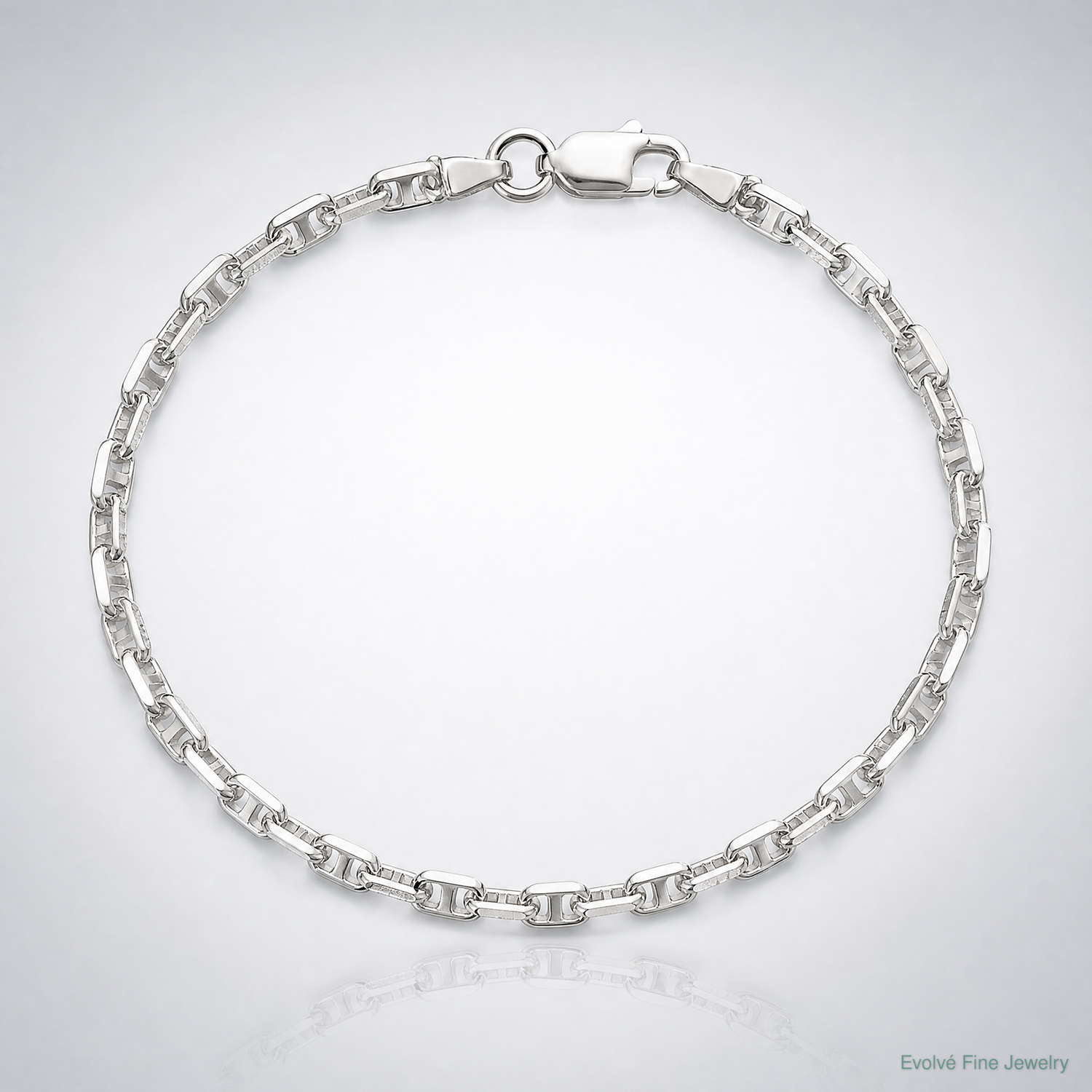 Sterling Silver Polished and D/C 3mm Mariner Link Chain - Lifestyle View