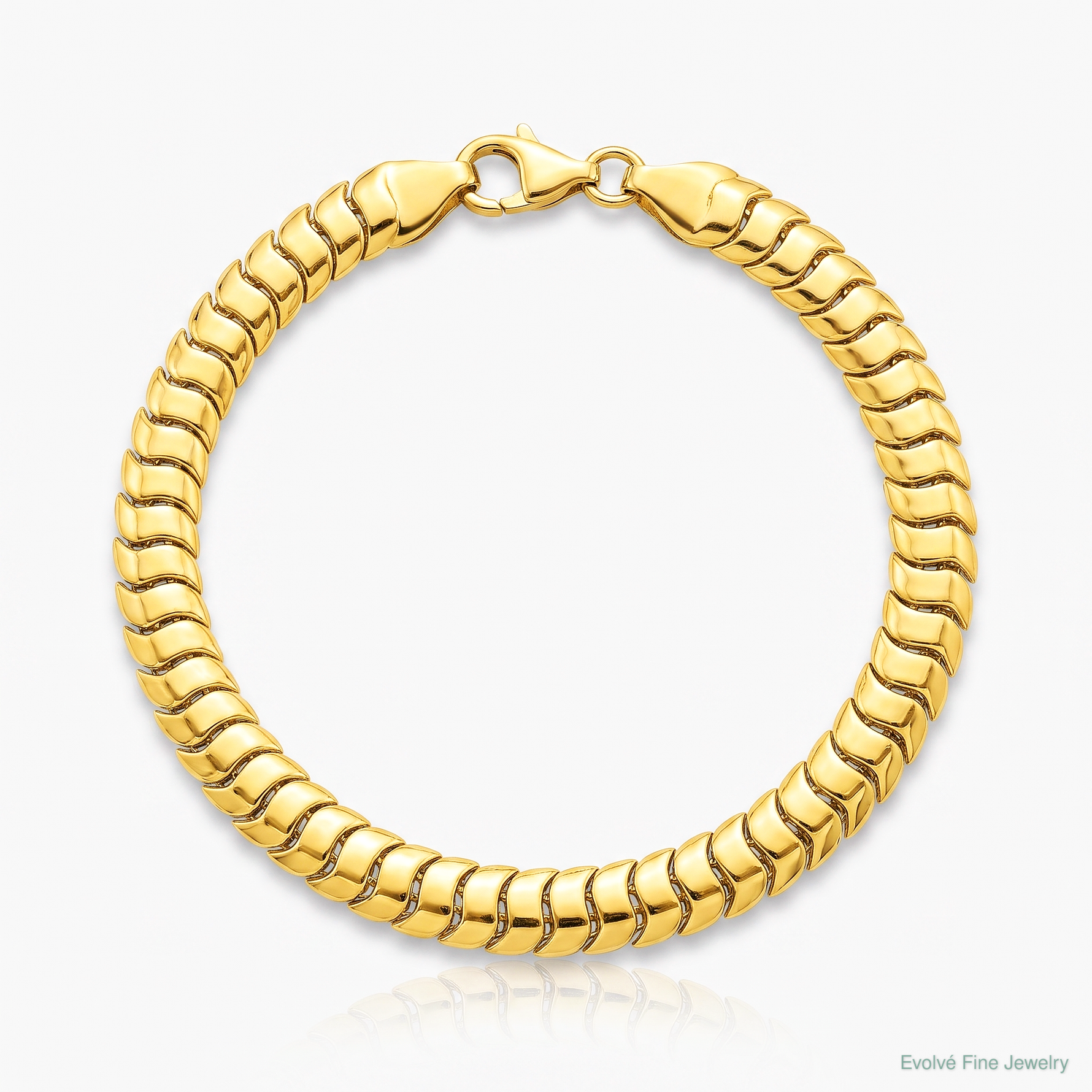 14K Polished Fancy Herringbone 7.5 in Bracelet - Lifestyle View