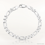 14k White Gold 5.5mm Flat Figaro Chain - Lifestyle View