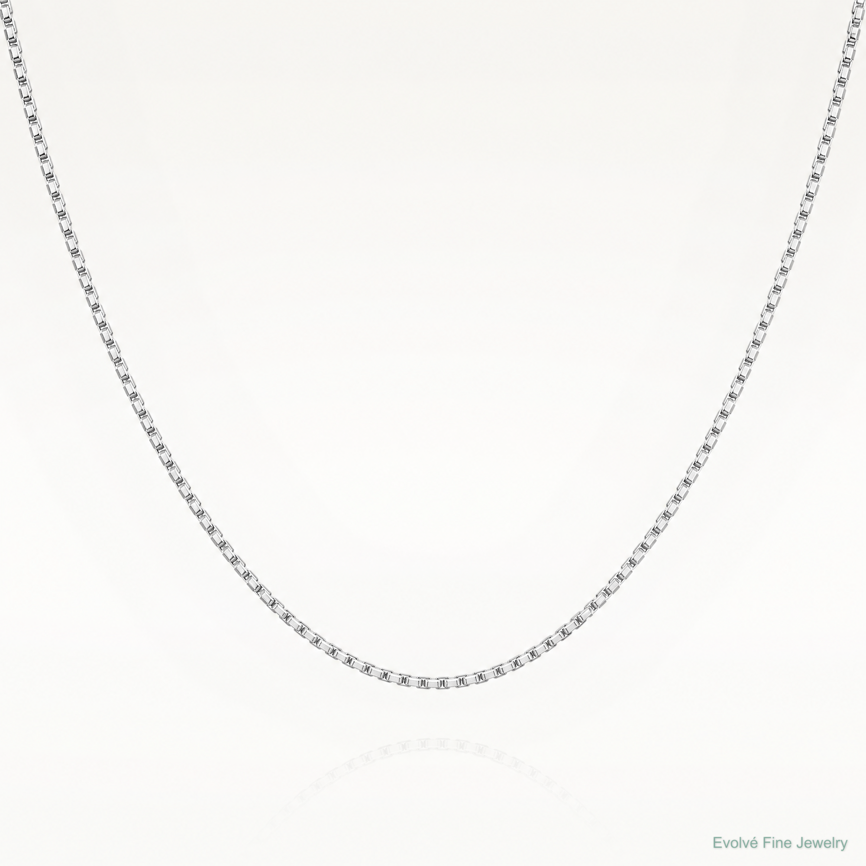 14k White Gold 1mm Box Chain - Lifestyle View
